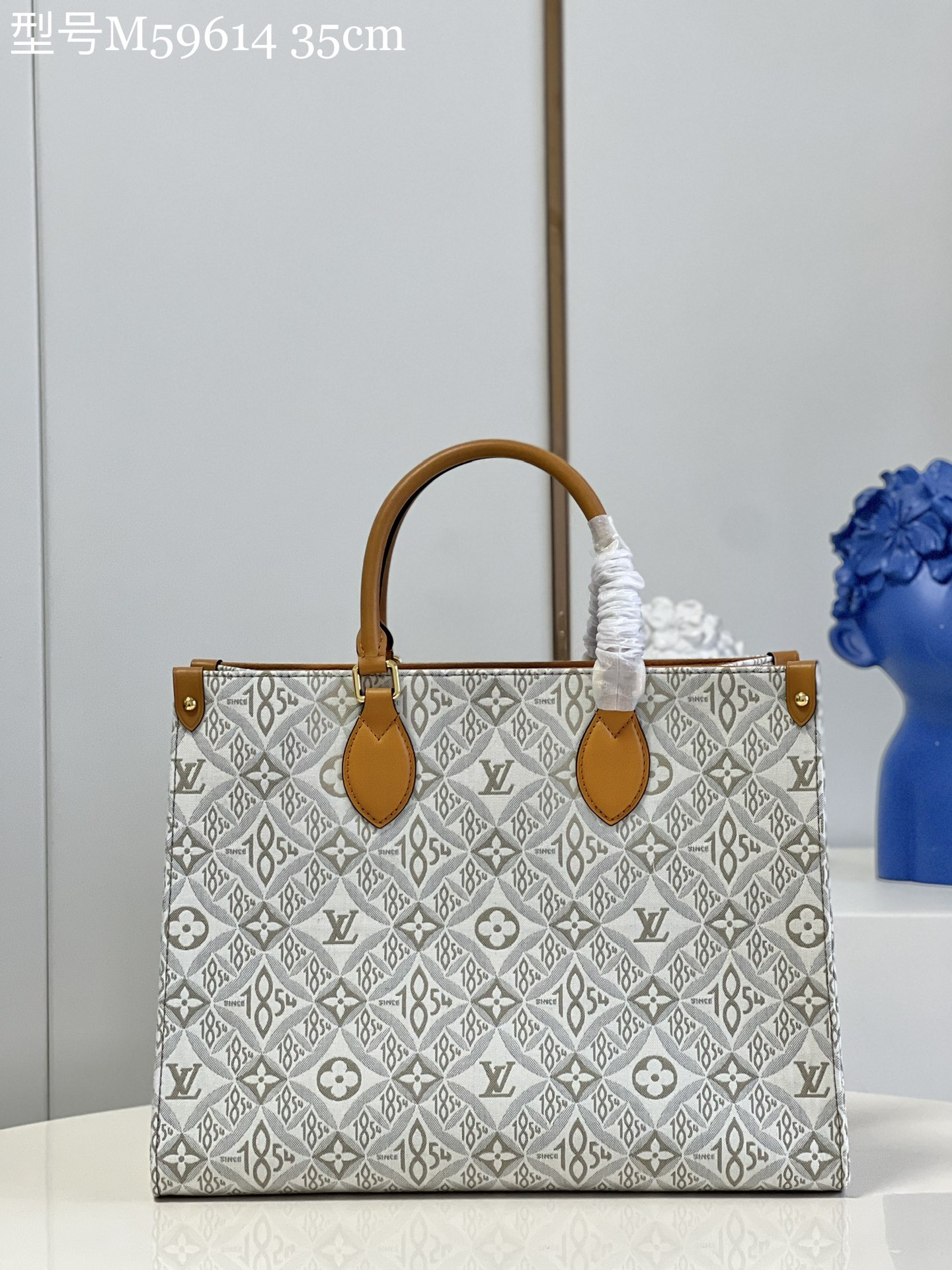 Louis Vuitton LV Onthego Bags Handbags White Fabric M59614