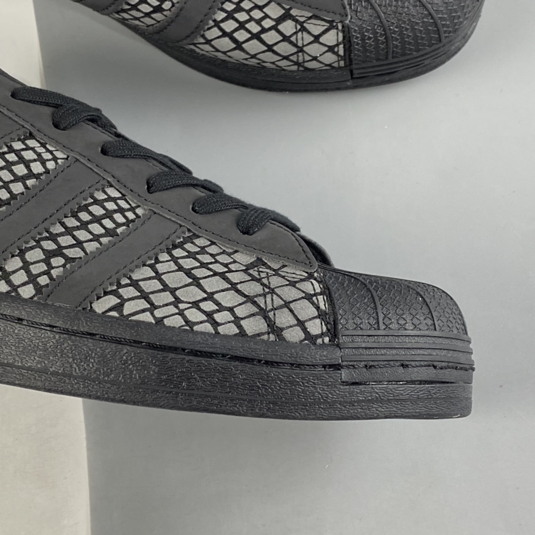 P160 ADIDAS Originals Superstar 三叶草贝壳头经典百搭休闲运动板鞋 青蛇 3M反光 FY6014-莆田鞋,莆田鞋货源,高仿鞋,高仿鞋货源,安福档口,莆田高仿鞋,莆田鞋批发,高仿鞋批发,莆田高仿运动鞋,高仿运动鞋,莆田运动鞋 P160 ADIDAS Originals Superstar 三叶草贝壳头经典百搭休闲运动板鞋 青蛇 3M反光 FY6014