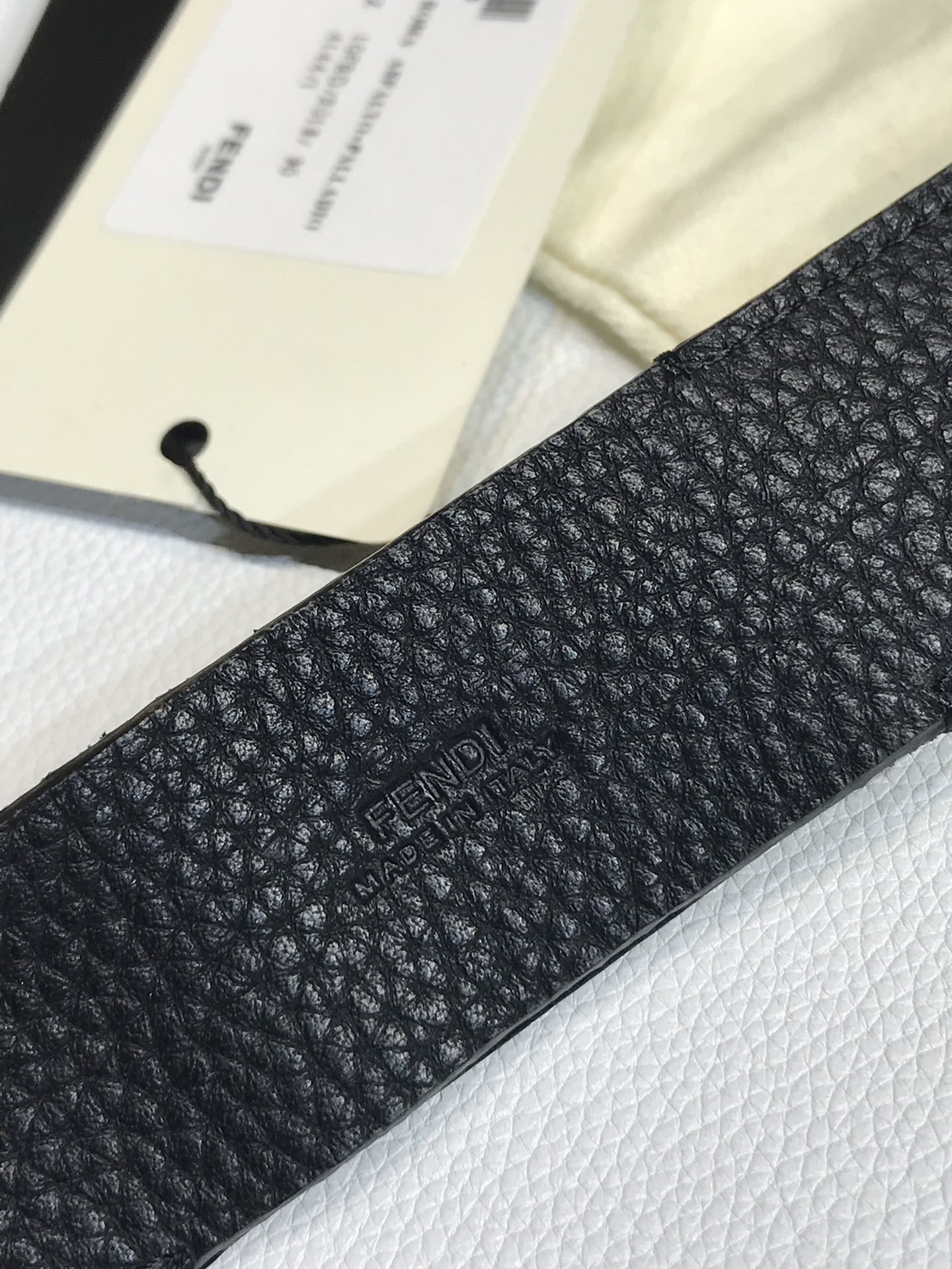 Balenciaga 五金做工精细 线条流畅 表面光滑 𝐙𝐏电镀工艺 香港通关【𝐇𝐀𝐀𝐒】 进口皮料