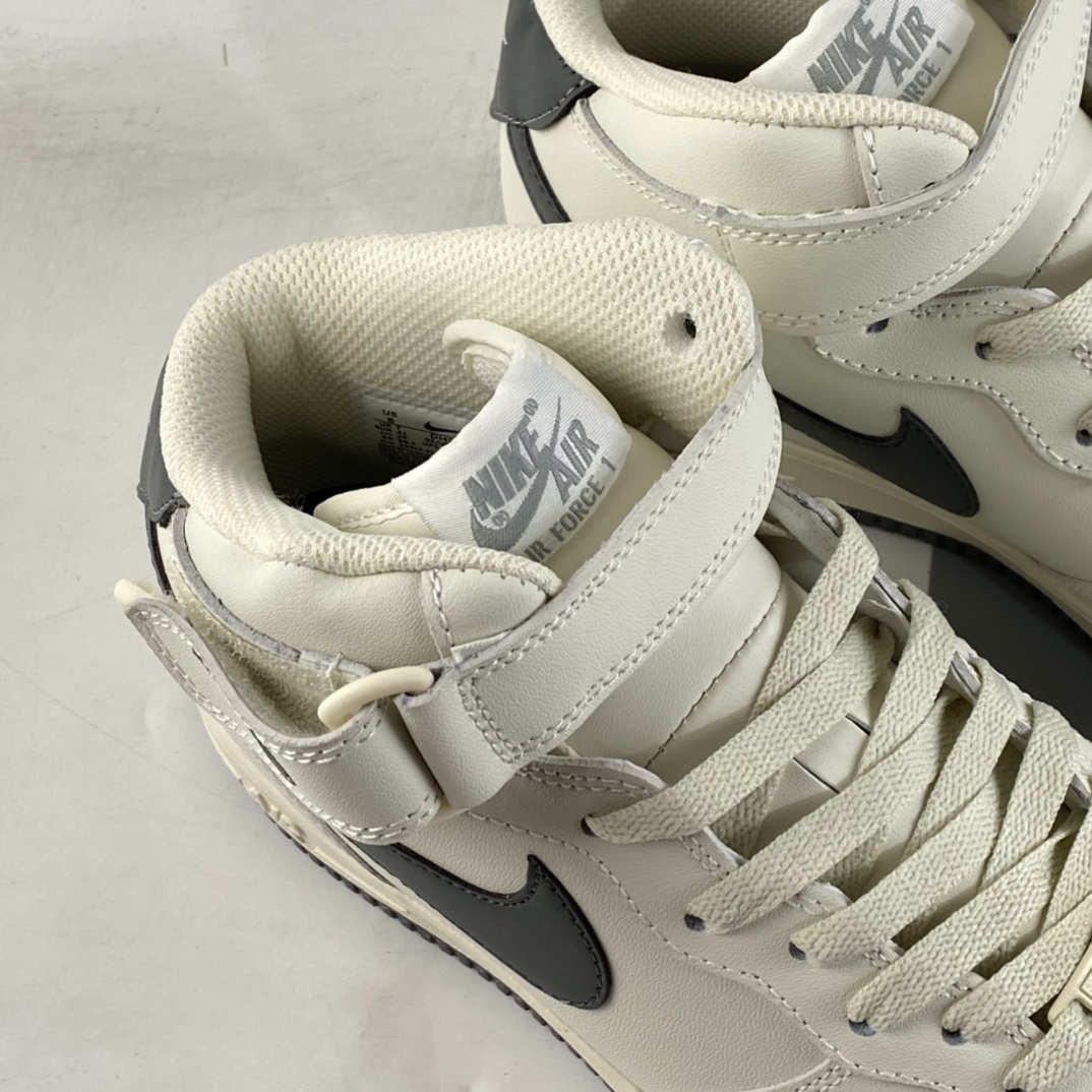 P200  NIKE Air Force 1 Mid 空军一号中帮休闲板鞋 DH2489-001