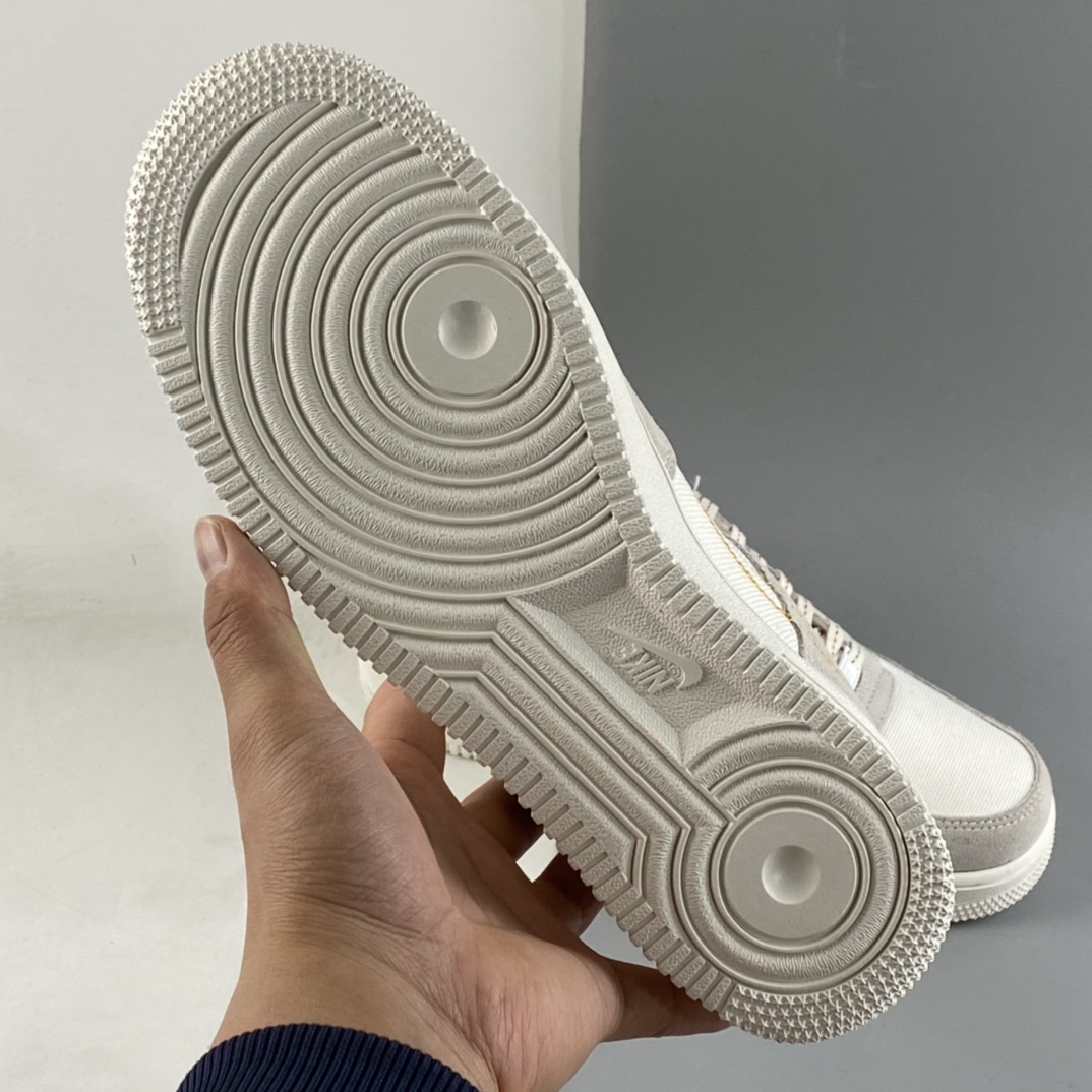 P200  NIKE Air Force 1 Low ”Sail” 口红刺绣 空军一号低帮休闲板鞋 DQ7656-100