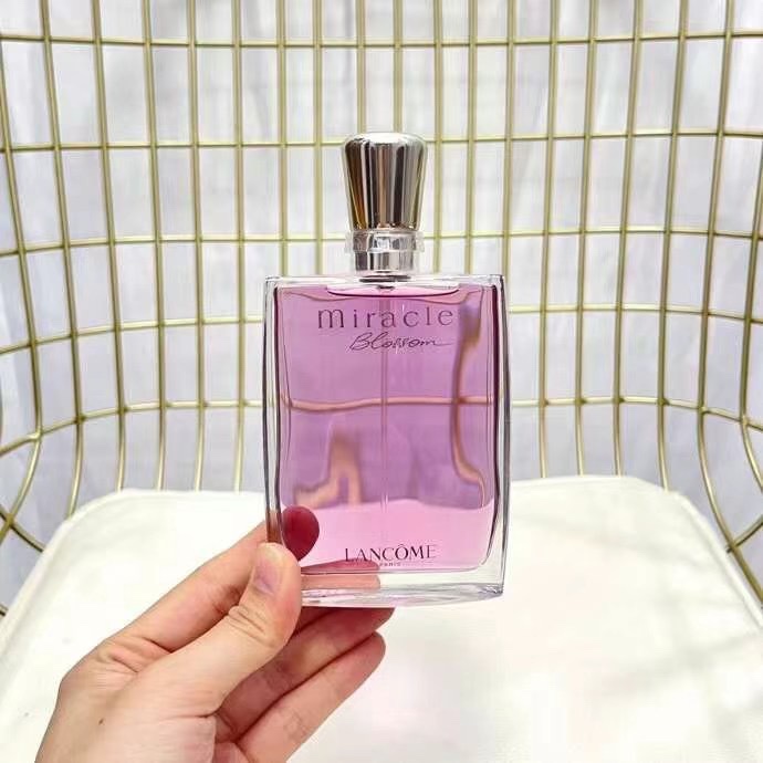 Lancome Miracle Blossom Eau de Parfum - 3.4 oz (100 ml) - Floral Fragrance 3 i1640014972 147 2