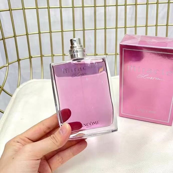 Lancome Miracle Blossom Eau de Parfum - 3.4 oz (100 ml) - Floral Fragrance 5 i1640014972 7230 4