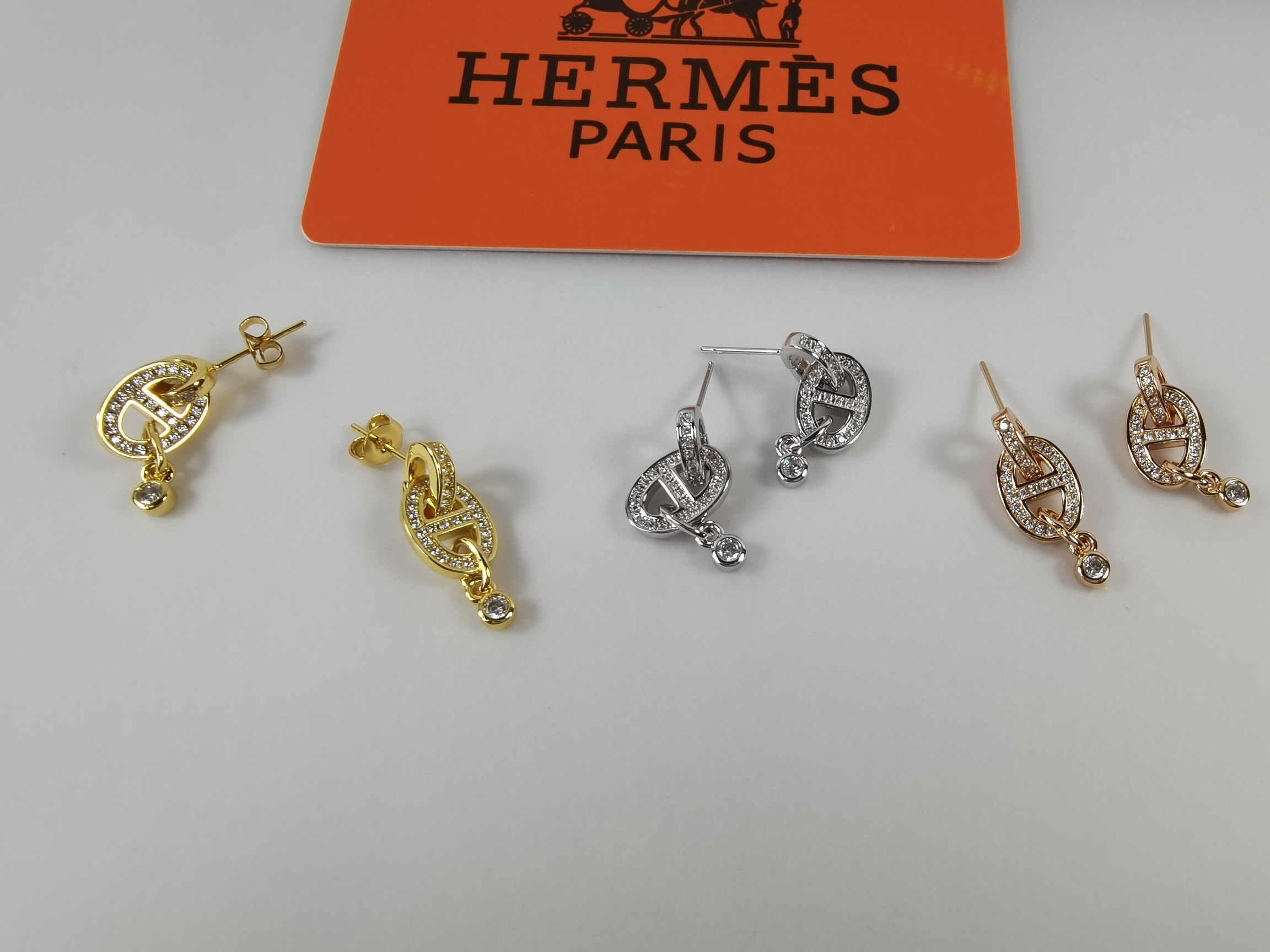 Hermes Jewelry Earring Red Fashion