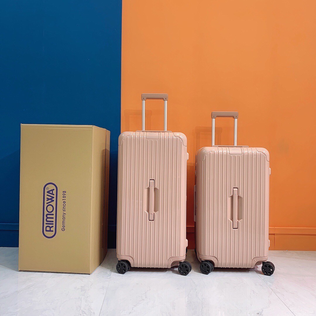 Valise Rimowa Trunk : Spacieuse, Durable et Élégante pour Voyages Inoubliables