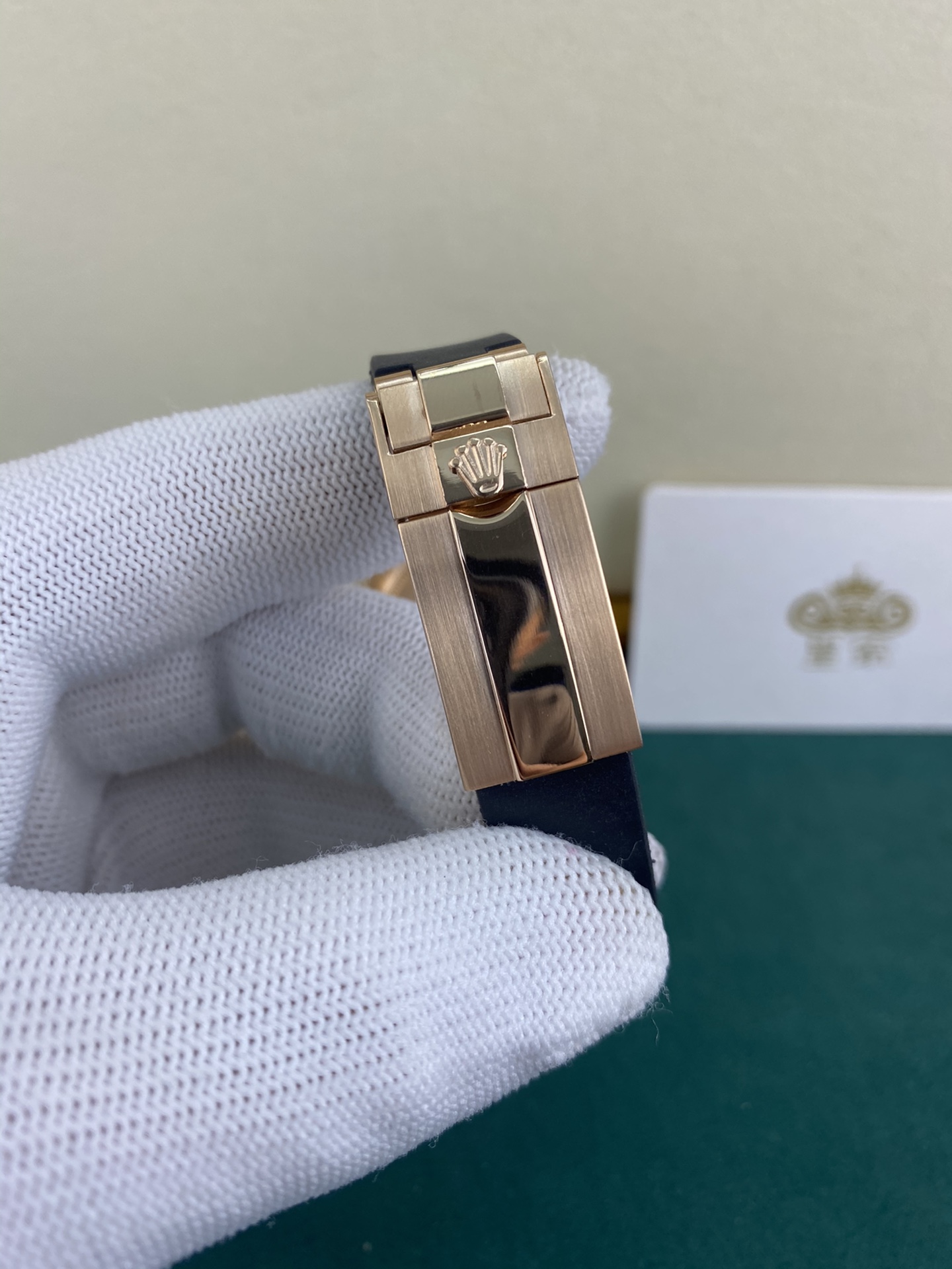 Rolex 皇家 劳力士游艇名仕型女款金游艇