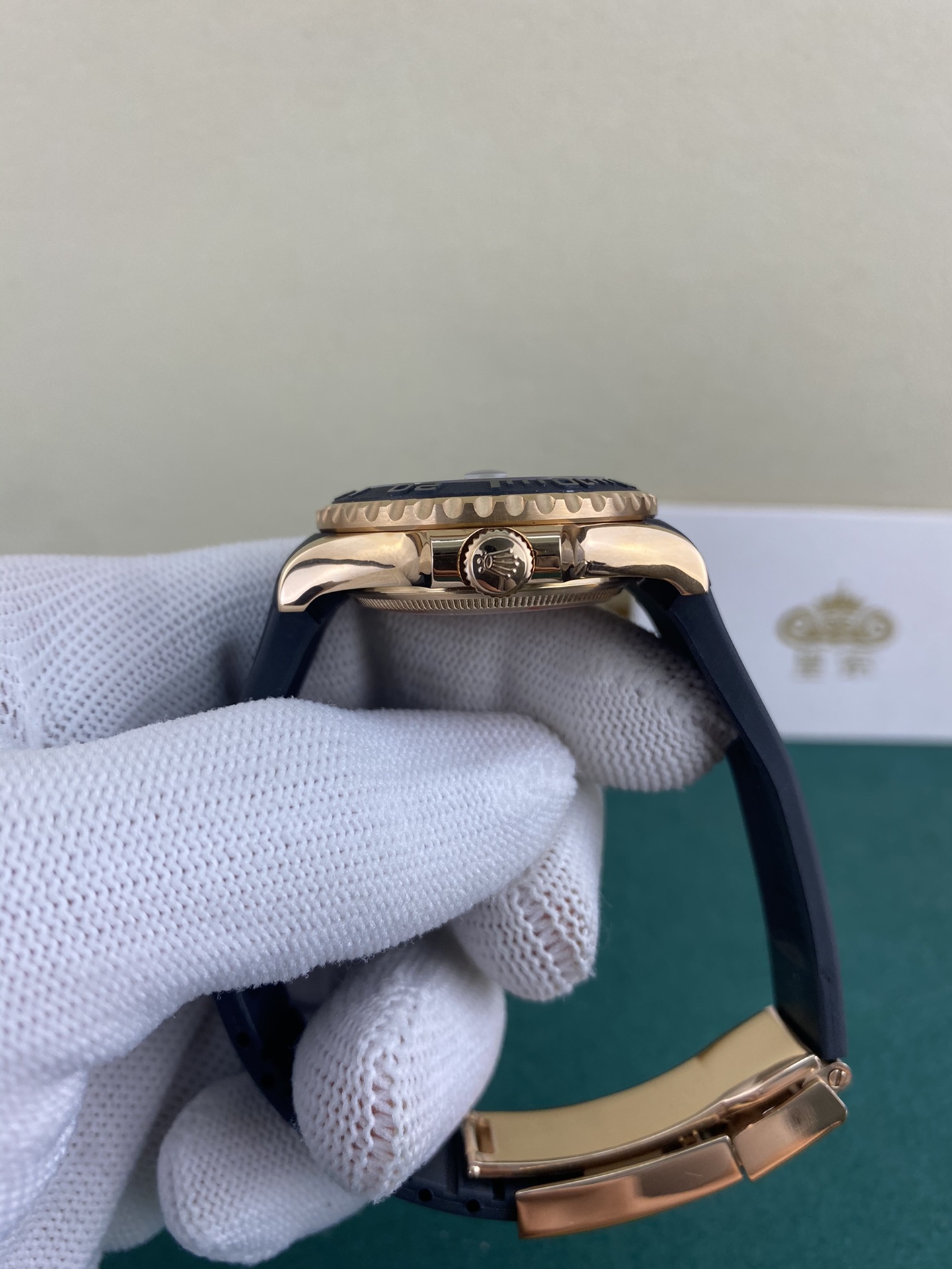 Rolex 皇家 劳力士游艇名仕型女款金游艇