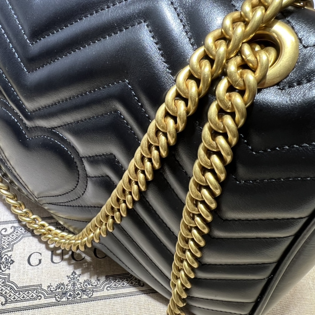 GUCCI古驰GG Marmont系列中号肩背包443496