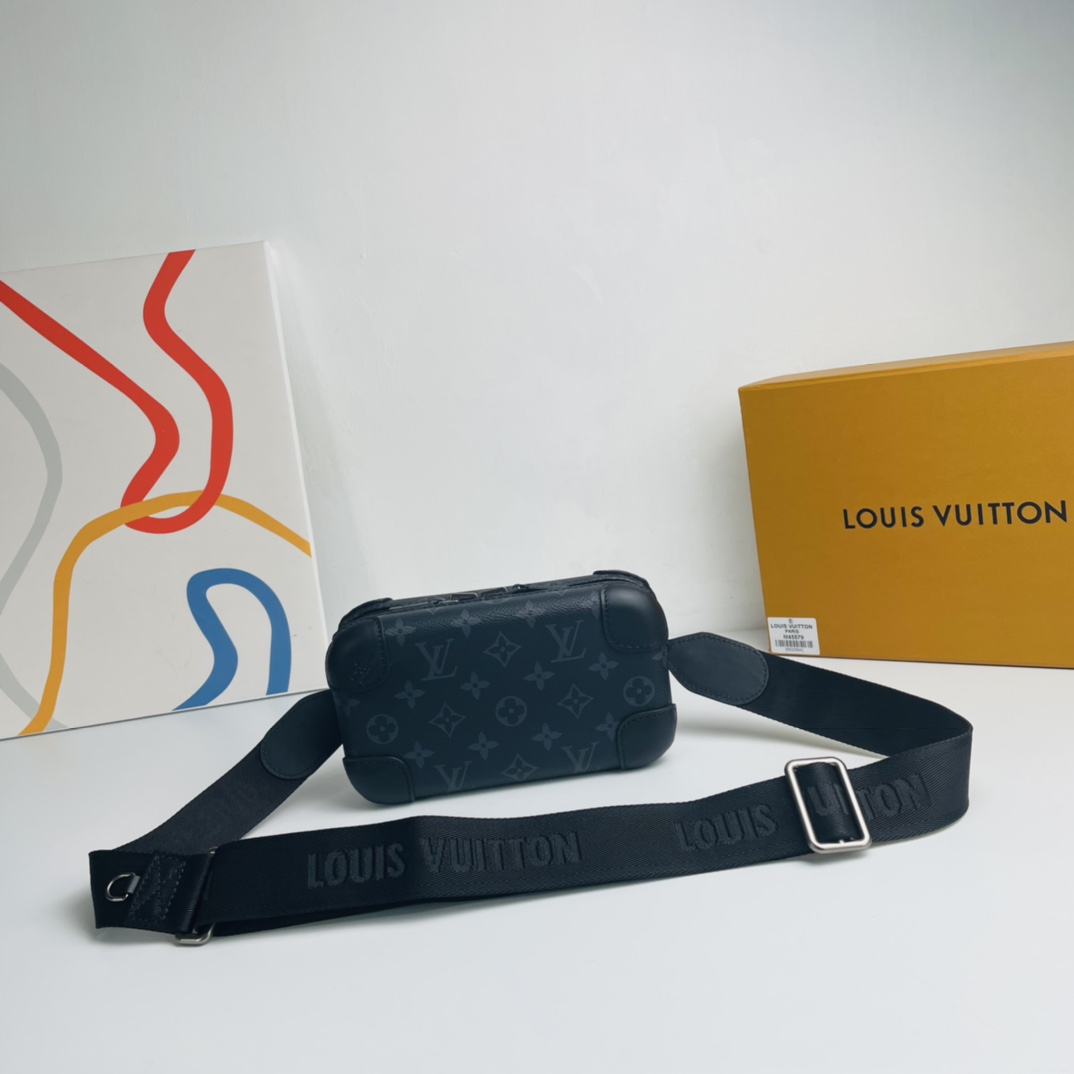 Buy First Copy Replica
 Louis Vuitton LV Horizon Clutch AAAAA+
 Handbags Clutches & Pouch Bags Monogram Canvas M45579