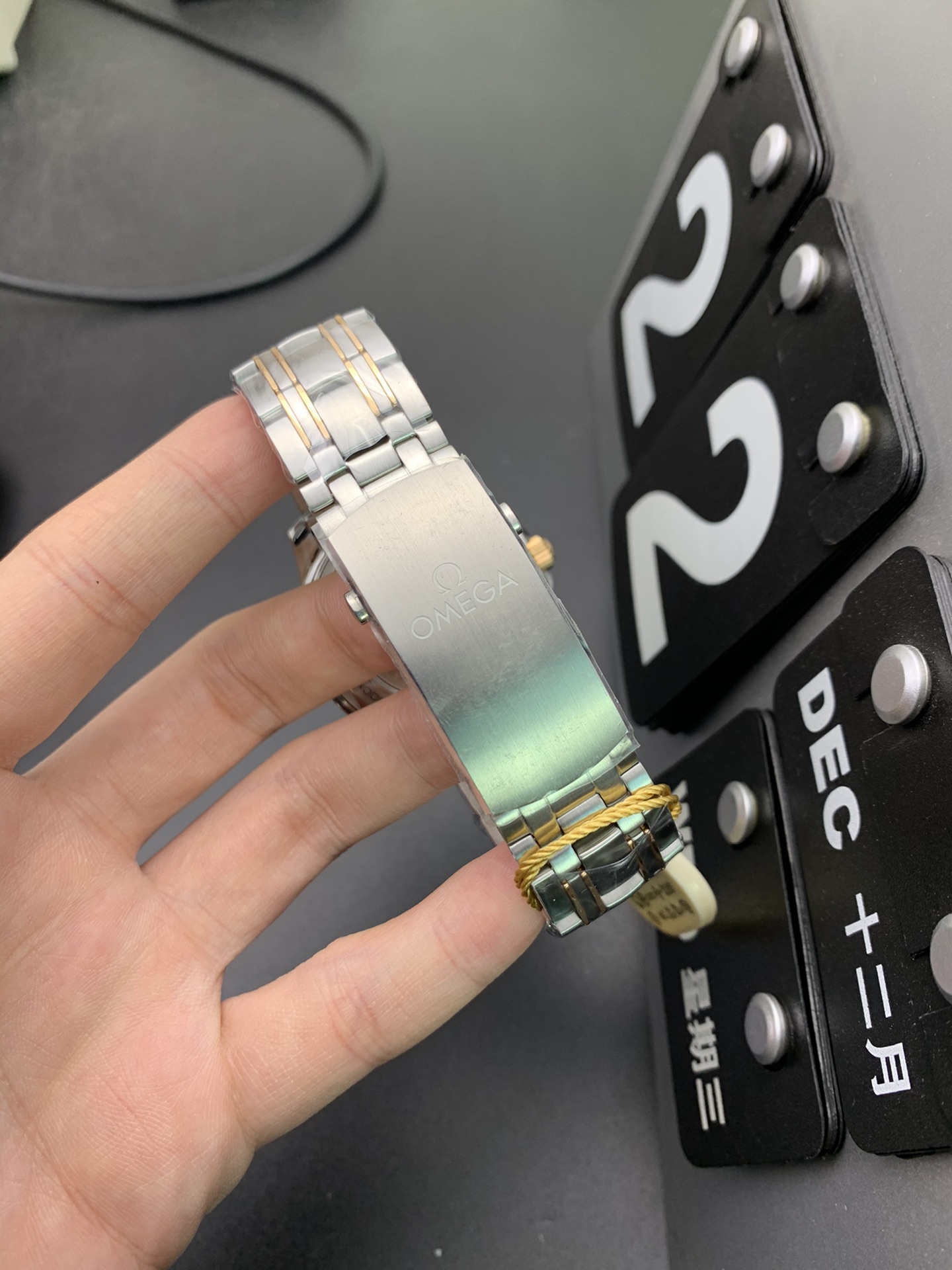 Omega OR 间金海马