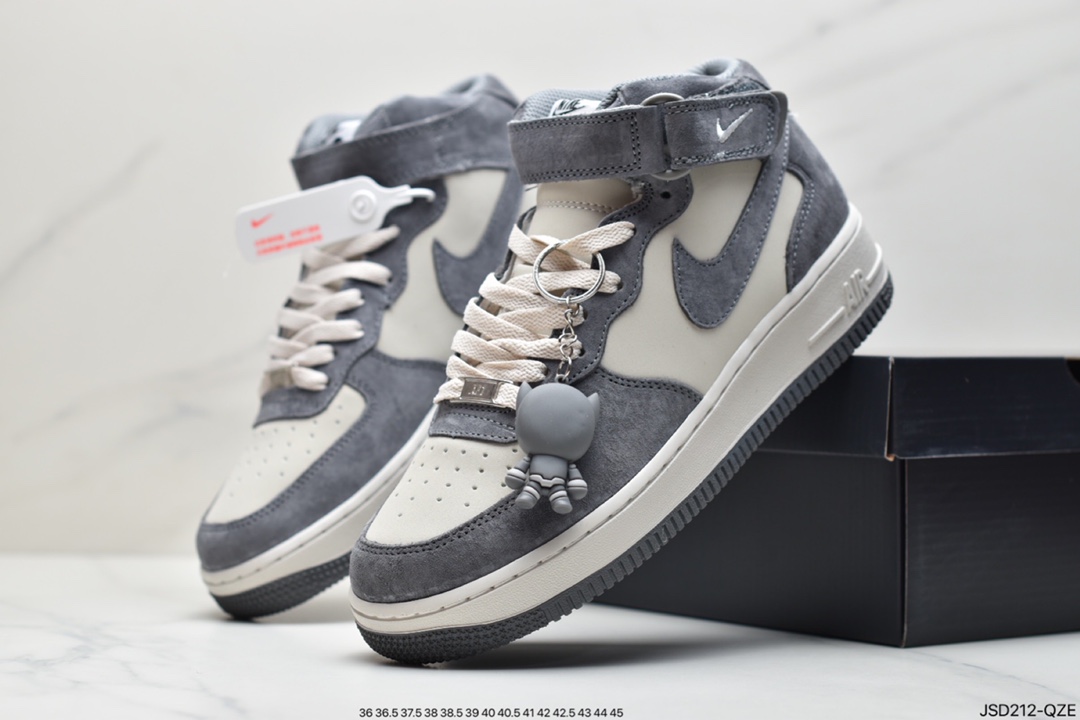 200 耐克NIKE  Air Force 1  Mid 空军一号中帮百搭休闲运动板鞋 CW2288-668