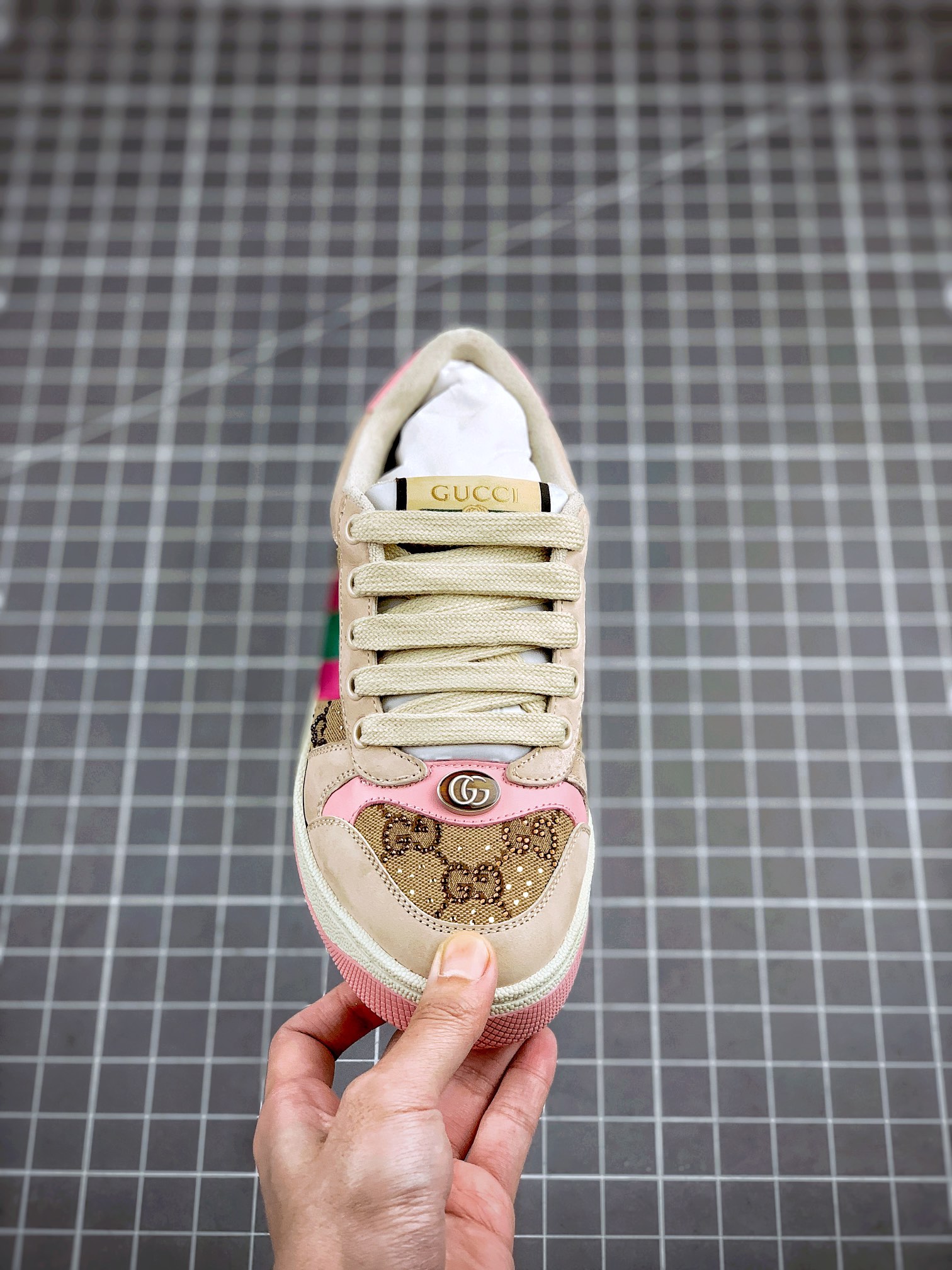 550 Gucci Distressed Screener sneaker古驰小脏鞋系列