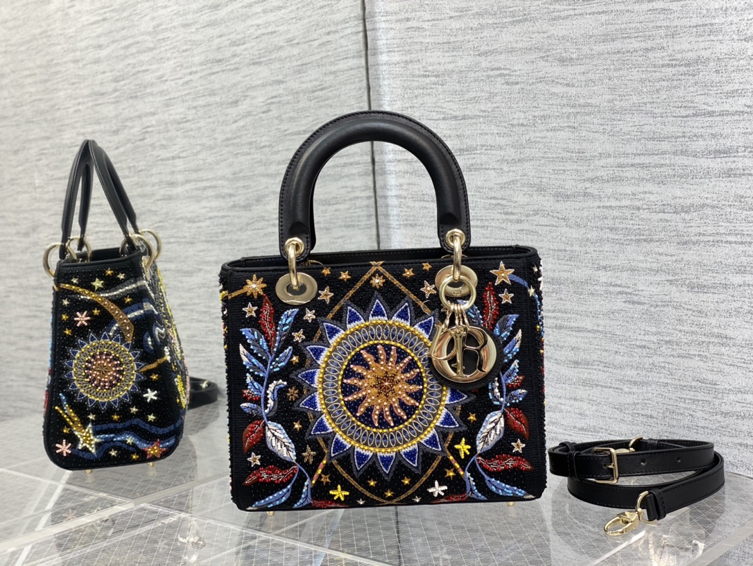 Dior Lady Violonme
 Sacs À Main Sacs À Bandoulière & À Épaule Broderie de fleurs Collection printemps – été