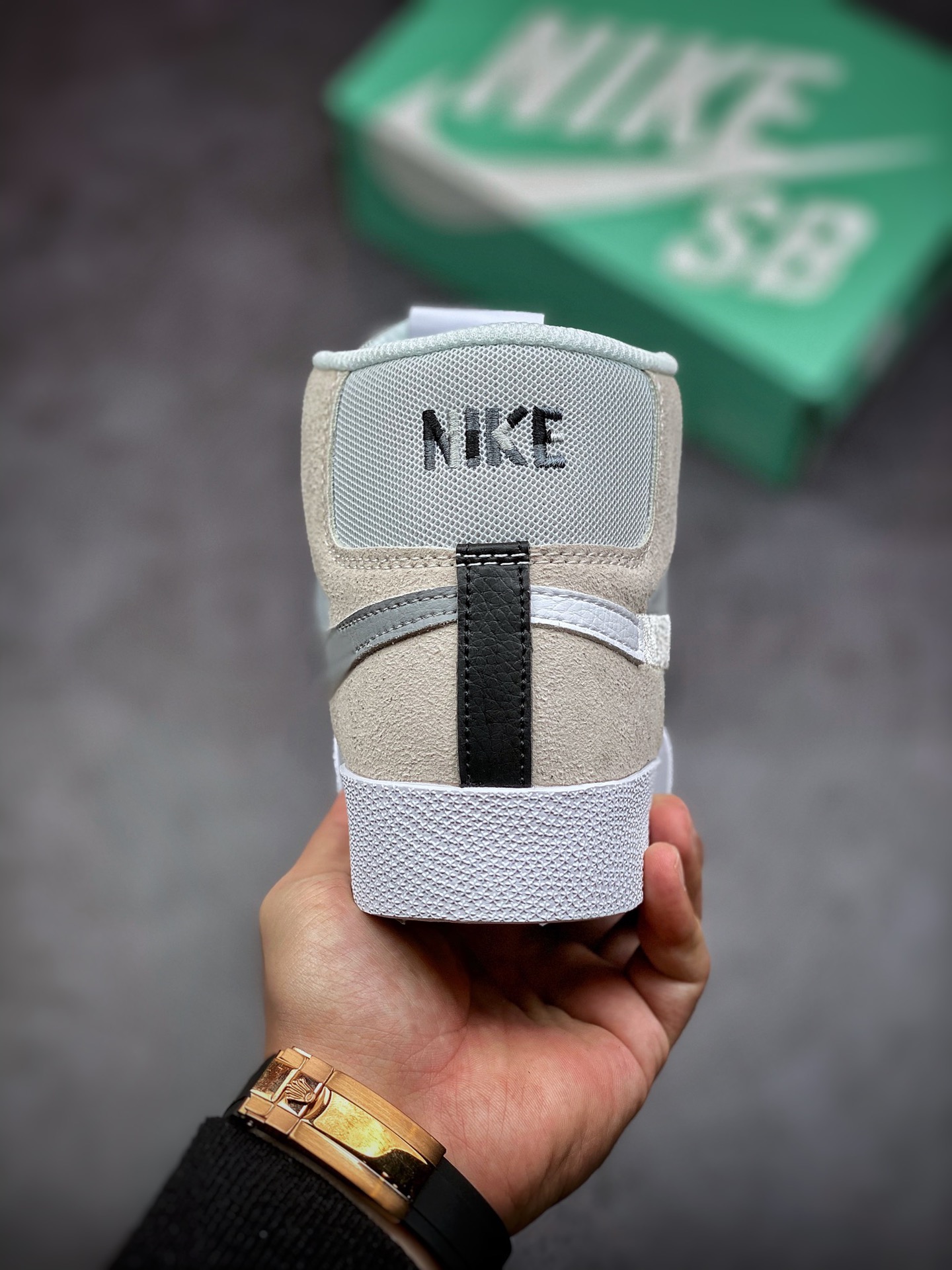 180 NIKE Blazer Mid 灯芯绒解构 开拓者系列 DA8854-700