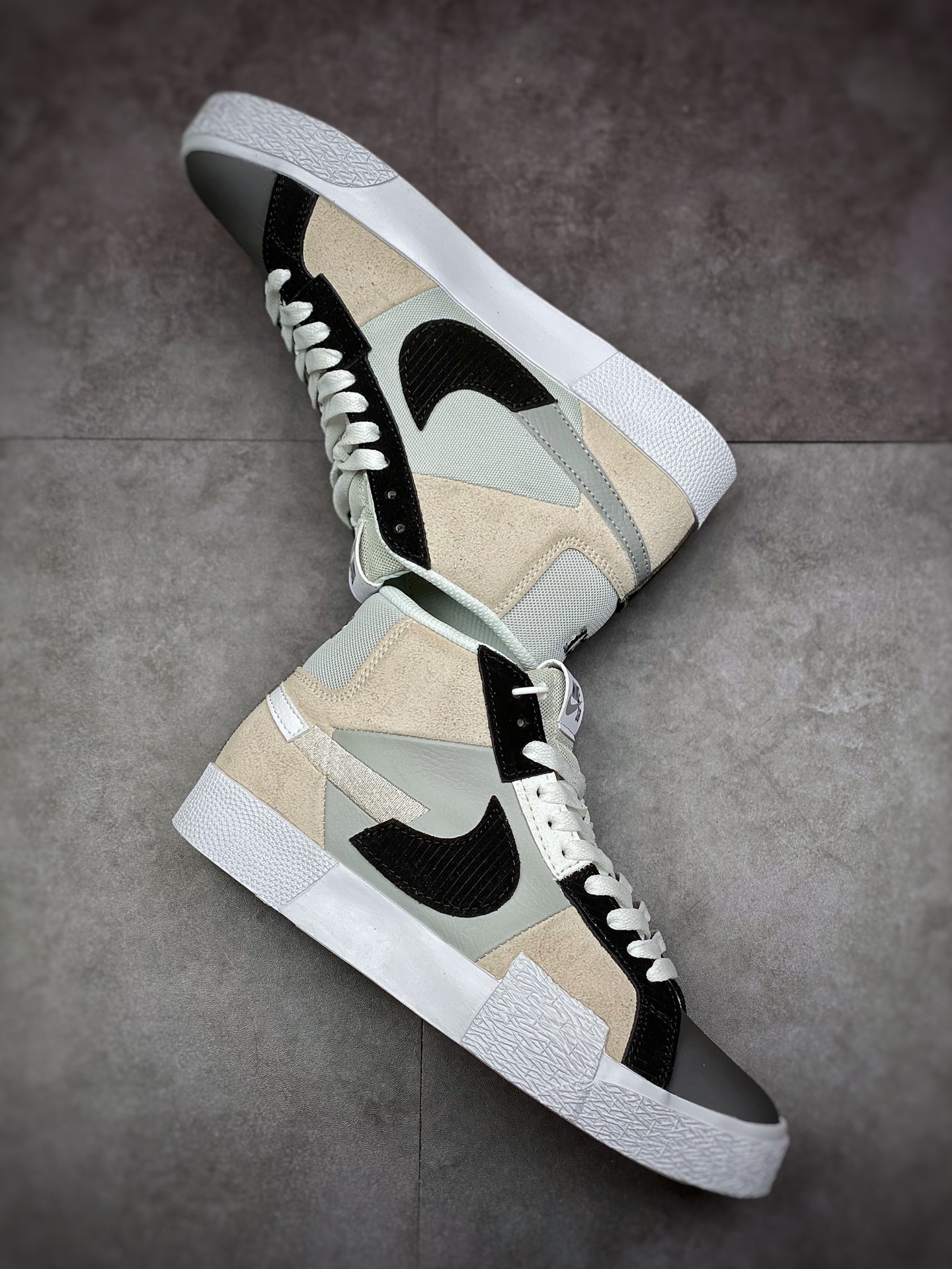 180 NIKE Blazer Mid 灯芯绒解构 开拓者系列 DA8854-700
