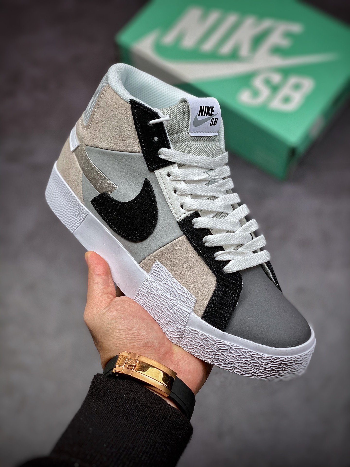 180 NIKE Blazer Mid 灯芯绒解构 开拓者系列 DA8854-700
