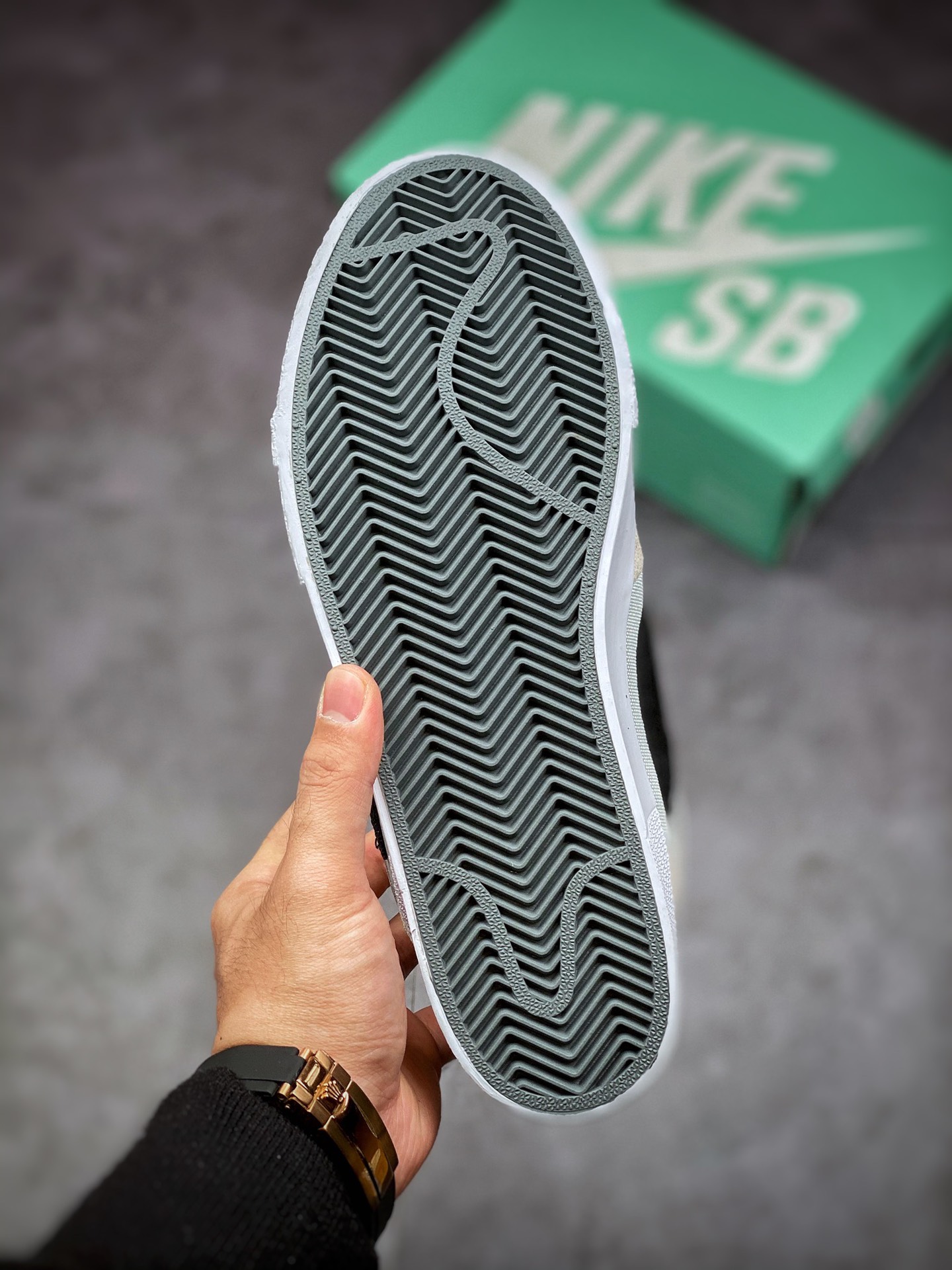 180 NIKE Blazer Mid 灯芯绒解构 开拓者系列 DA8854-700