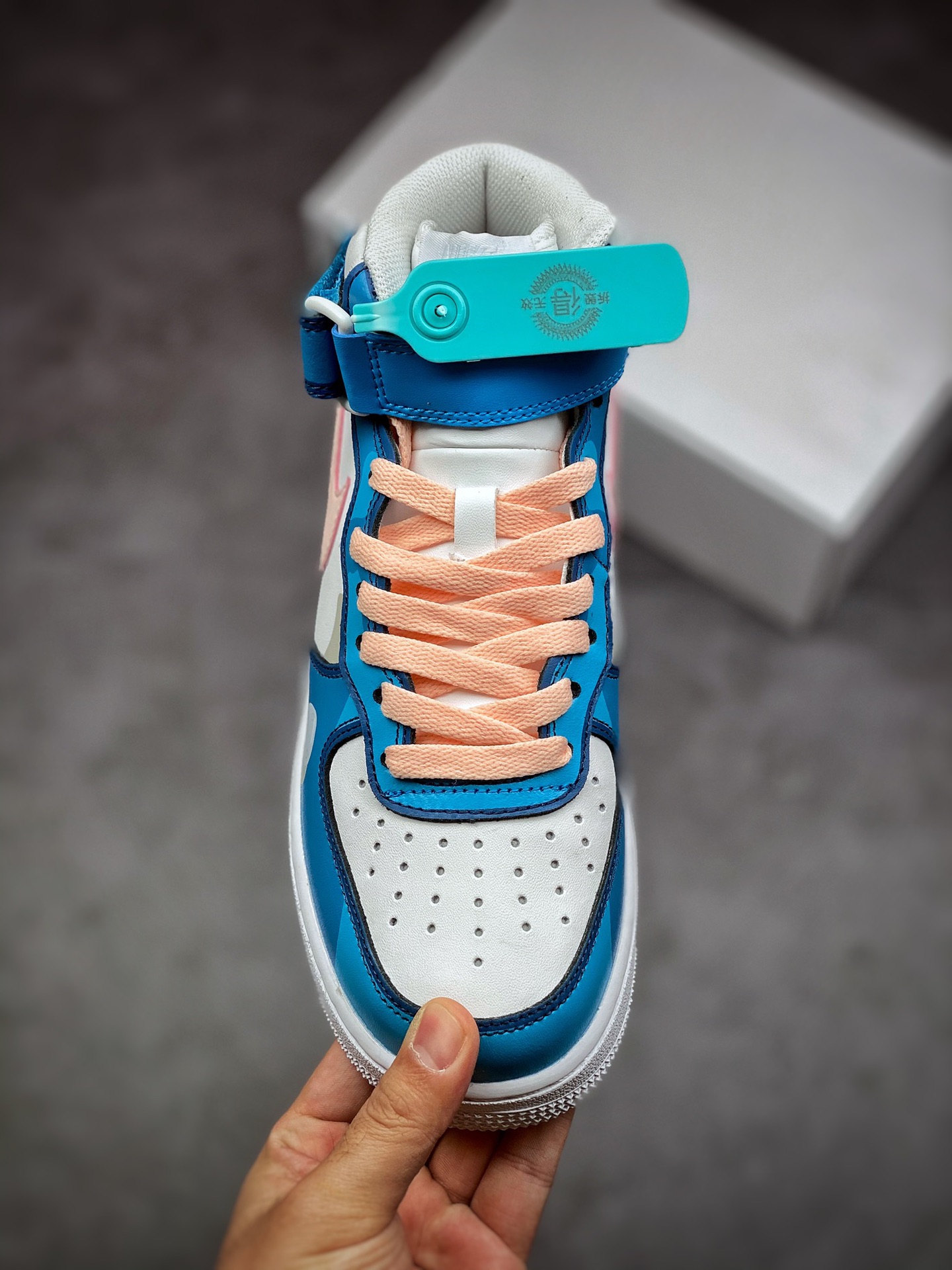 240 Nike Air Force 1 Mid 疯狂动物城 DO5872-100