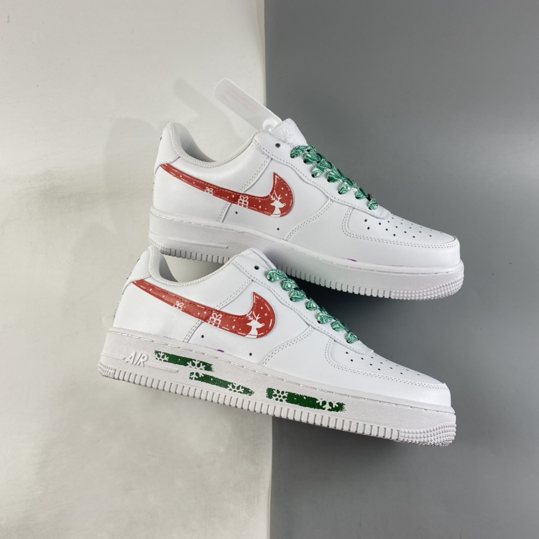 P220  NIKE Air Force 1’07 Low 圣诞主题 空军一号低帮休闲板鞋 CW2288-111