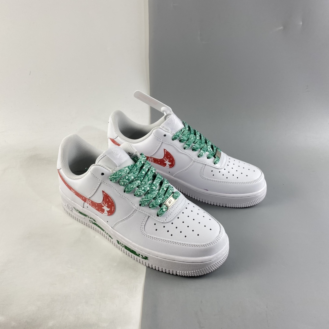 P220  NIKE Air Force 1’07 Low 圣诞主题 空军一号低帮休闲板鞋 CW2288-111