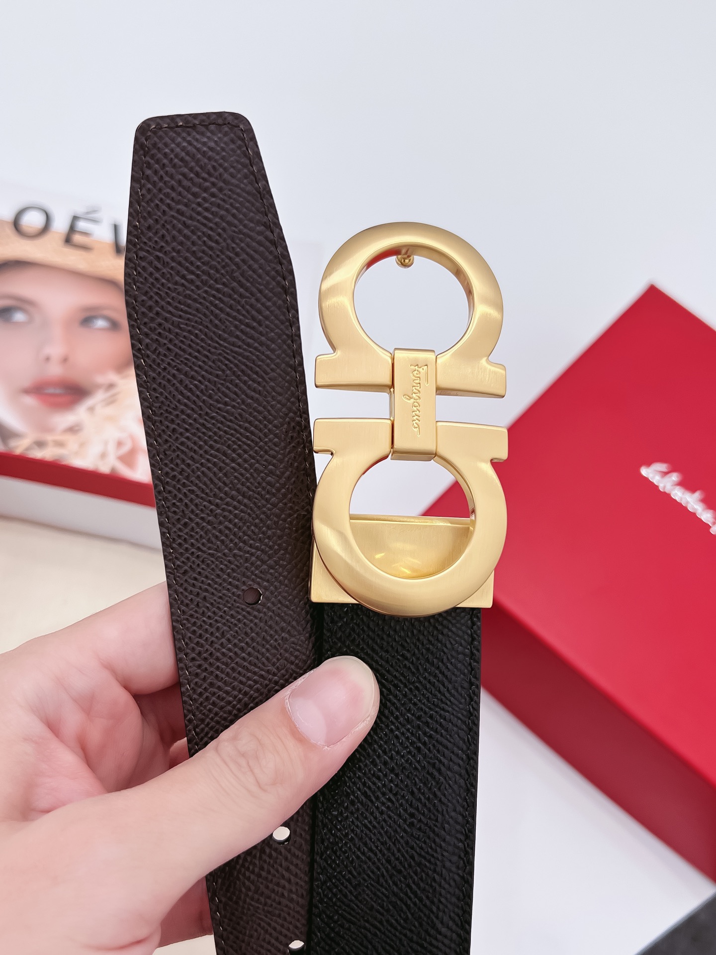 /220Ferragamo.菲拉格慕