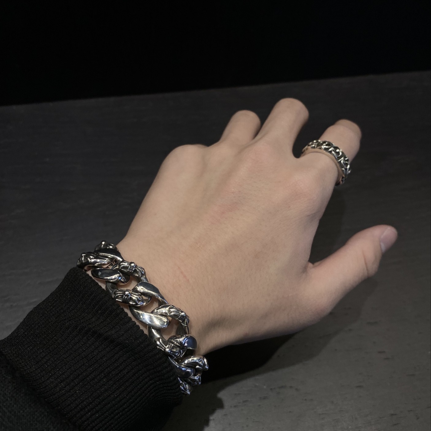 Chrome Hearts 𝗖𝗵𝗿𝗼𝗺𝗲 𝗛𝗲𝗮𝗿𝘁𝘀 克罗心半花虾扣大手链