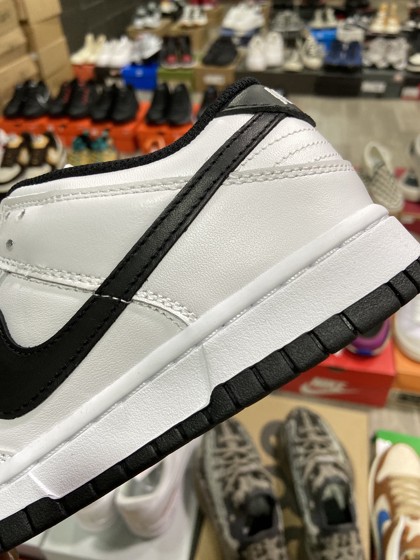 280 耐克Nike WMNS SB Dunk LowLight Bone 低帮休闲运动滑板板鞋 DD1503-113