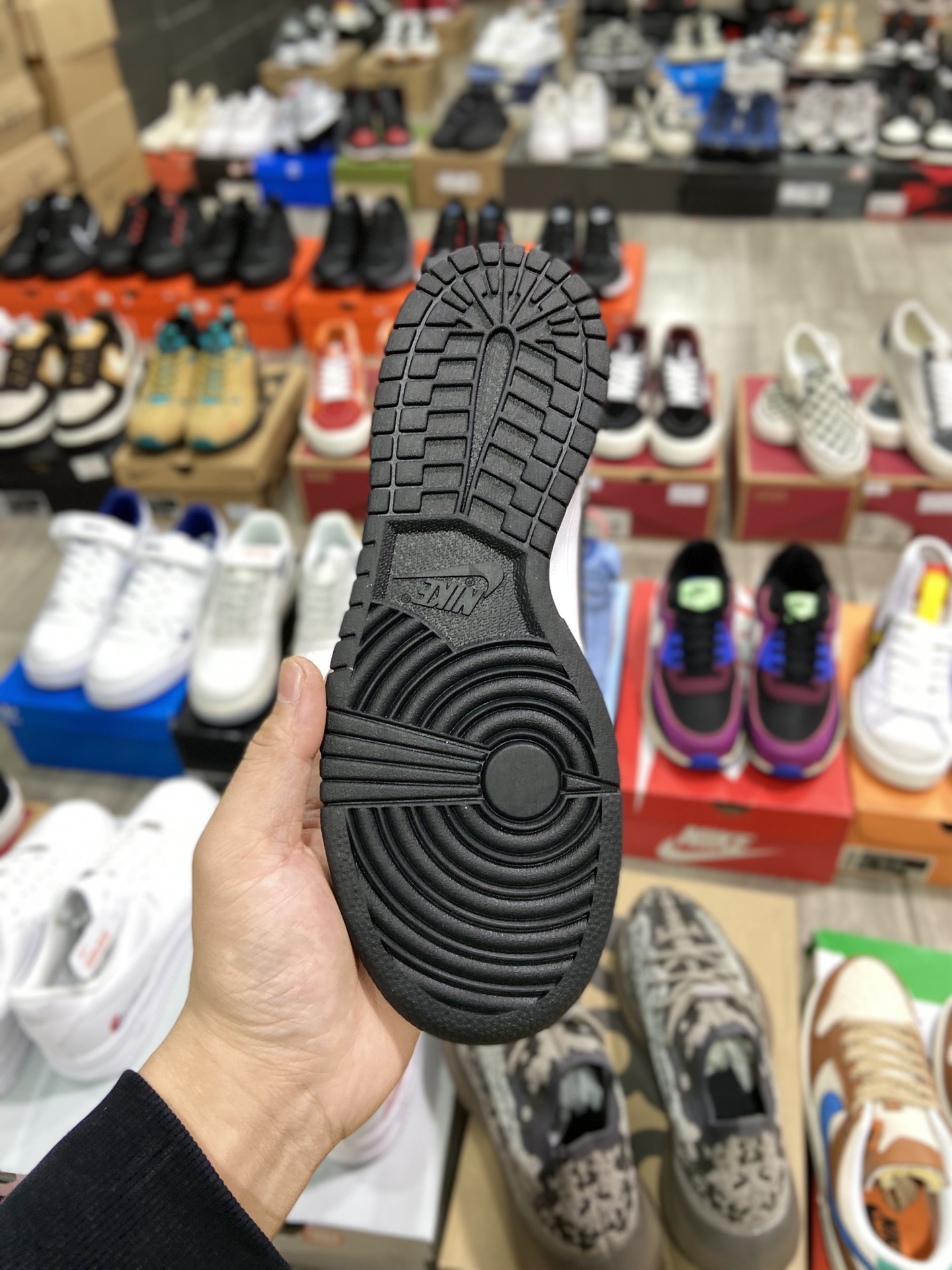 280 耐克Nike WMNS SB Dunk LowLight Bone 低帮休闲运动滑板板鞋 DD1503-113