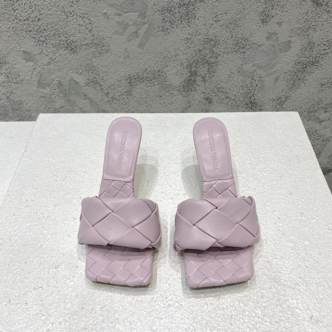Bottega Veneta Intrecciato Sandales à talons en cuir de mouton