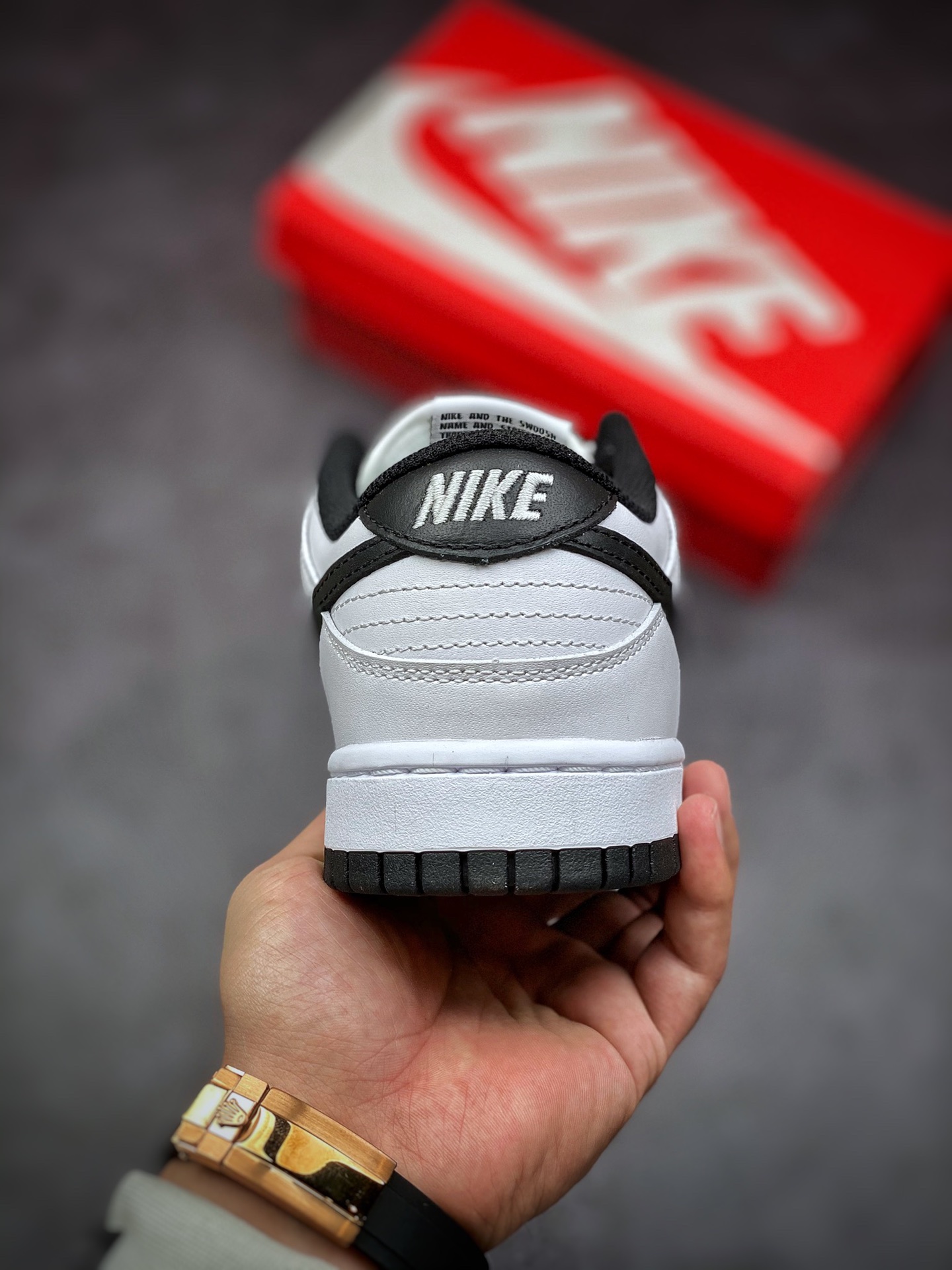 300 NIKE Dunk SB Low 黑白 大厂出品DD1503-113