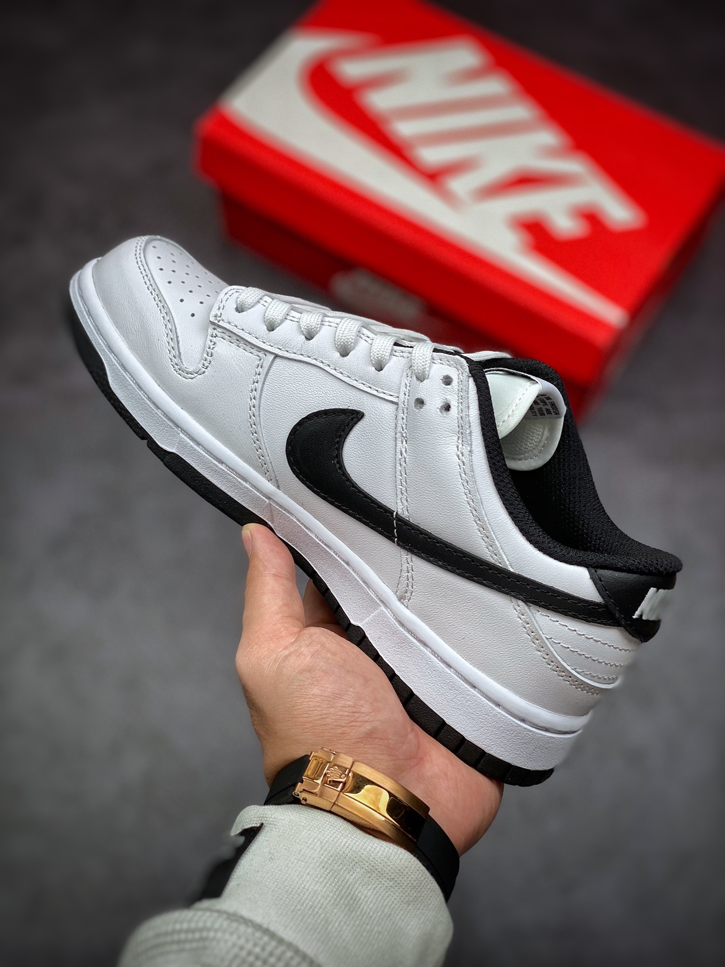 300 NIKE Dunk SB Low 黑白 大厂出品DD1503-113
