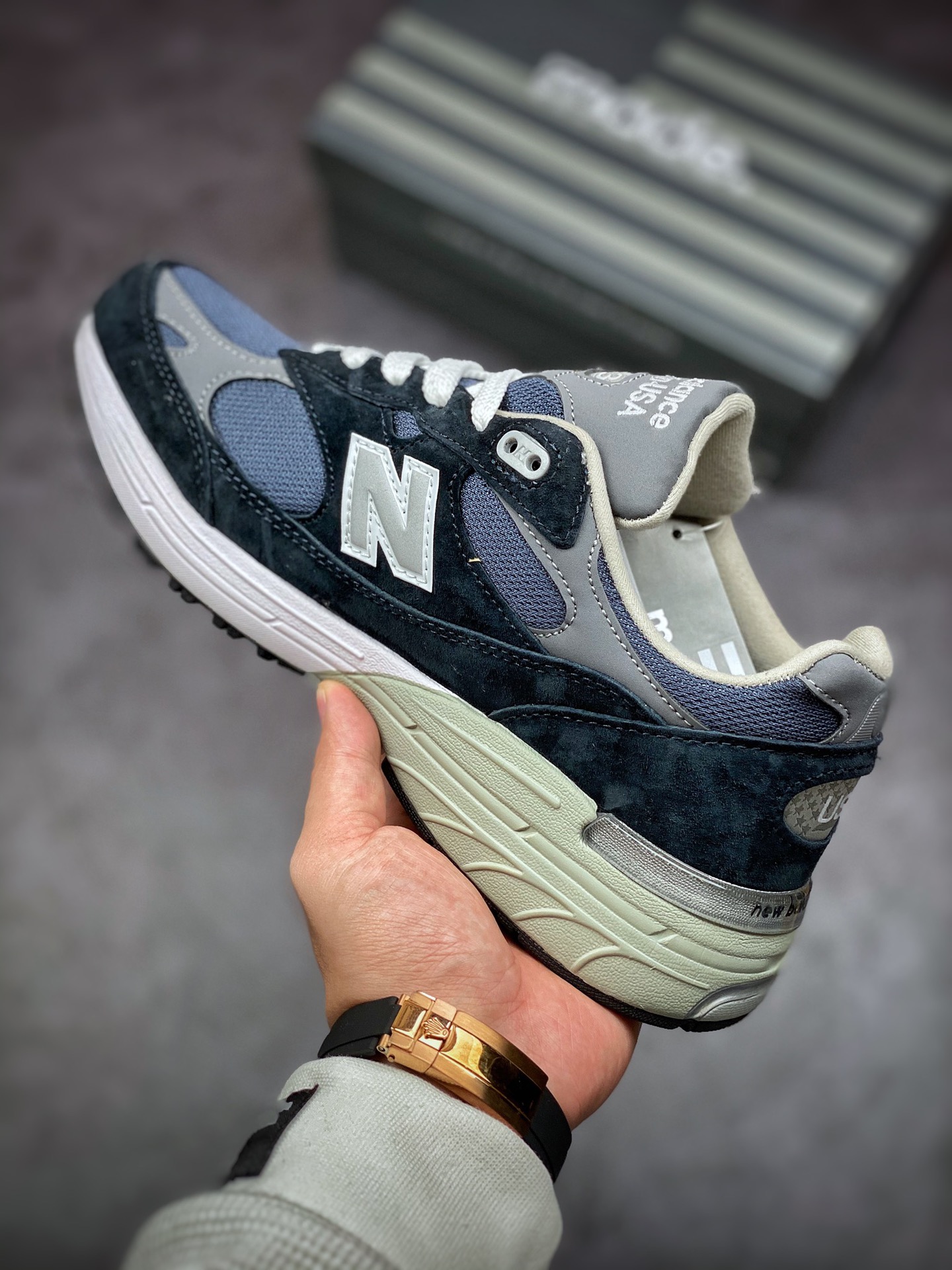 New Balance 993 Retro Running Shoes Precious Traditional Running Shoes MR993NV