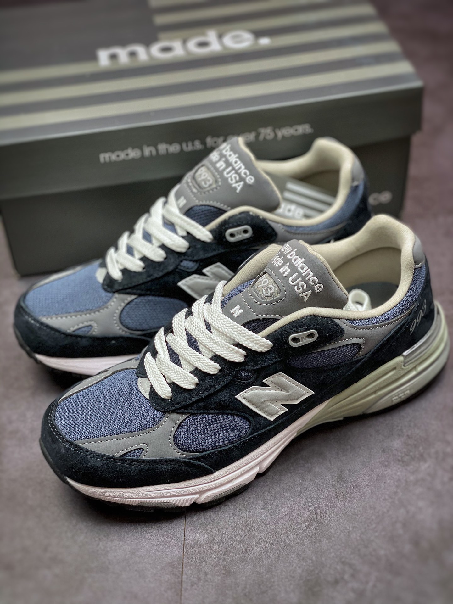 New Balance 993 Retro Running Shoes Precious Traditional Running Shoes MR993NV