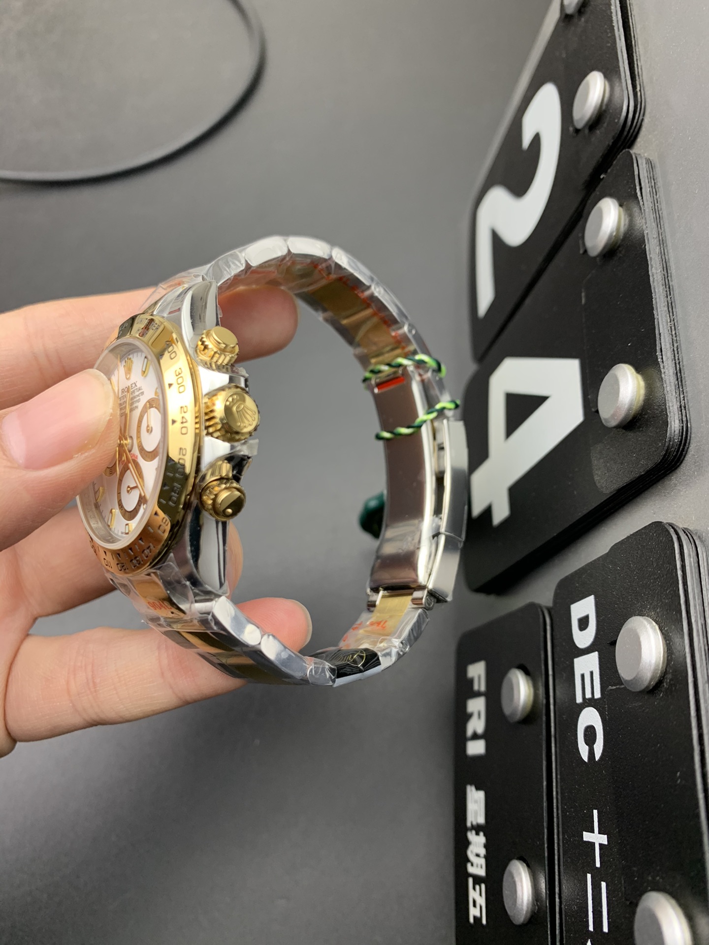 Rolex 间金迪通拿