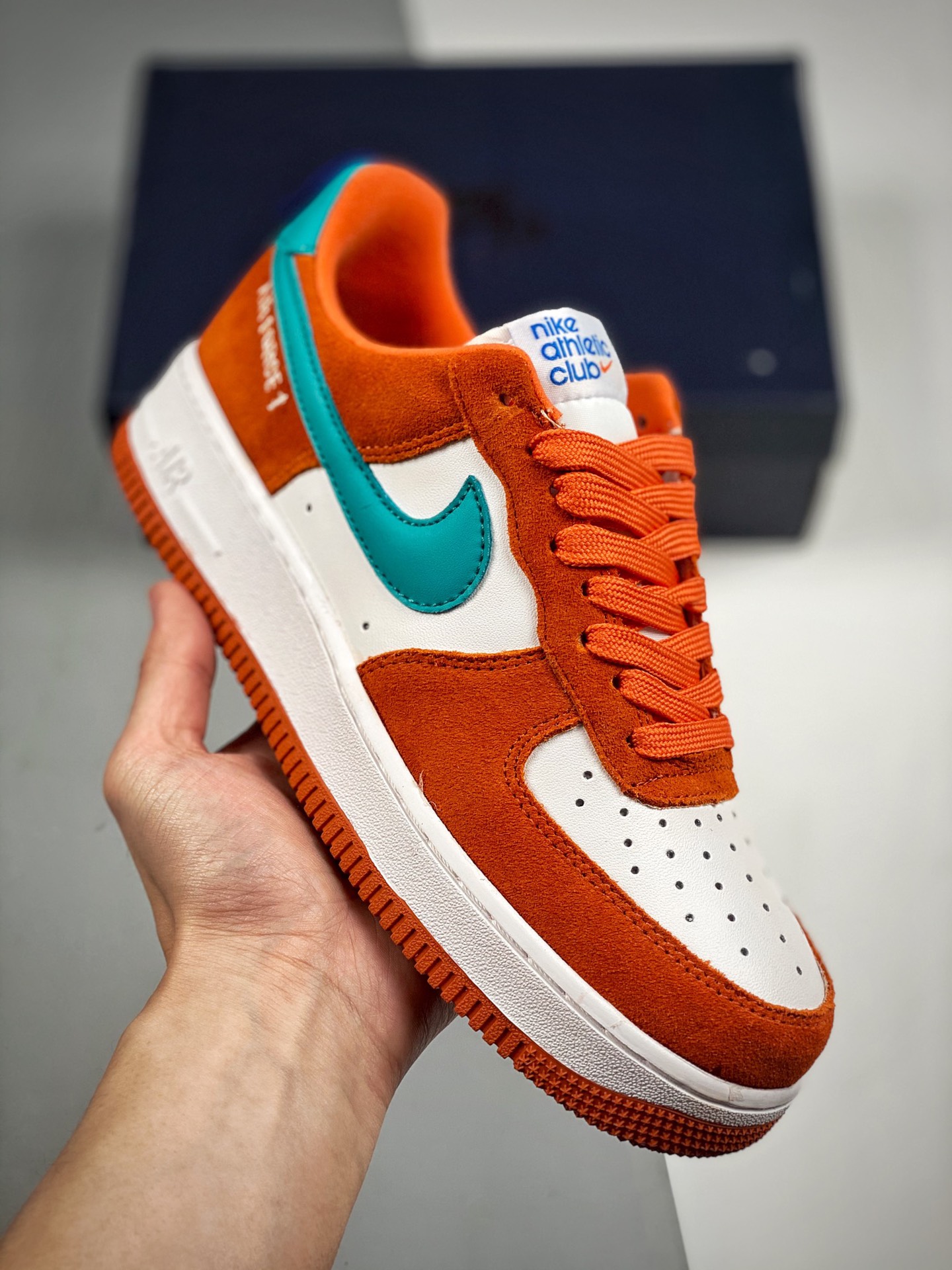Nk Air Force 1'07 Low 白橙色 原楦头原纸板 打造纯正空军版型 专注外贸渠道 全掌内置蜂窝气垫 #原盒配件 原厂中底钢印、拉帮完美 官方货号：DH7568-800 Size：36 36.5 37.5 38 38.5 3…