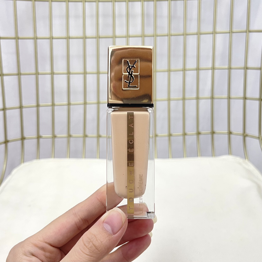 Saint Laurent Haute Couture Couture Beauty Luxury Makeup Lipstick 3