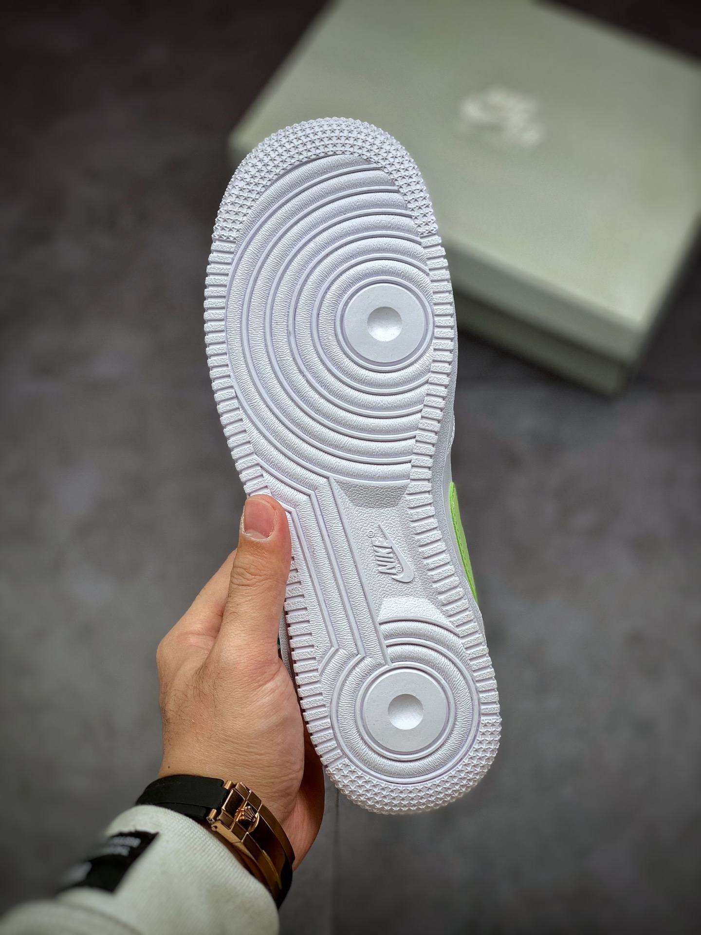 240 Nike Air Force 1 Mid 07 白绿中帮 366731-910