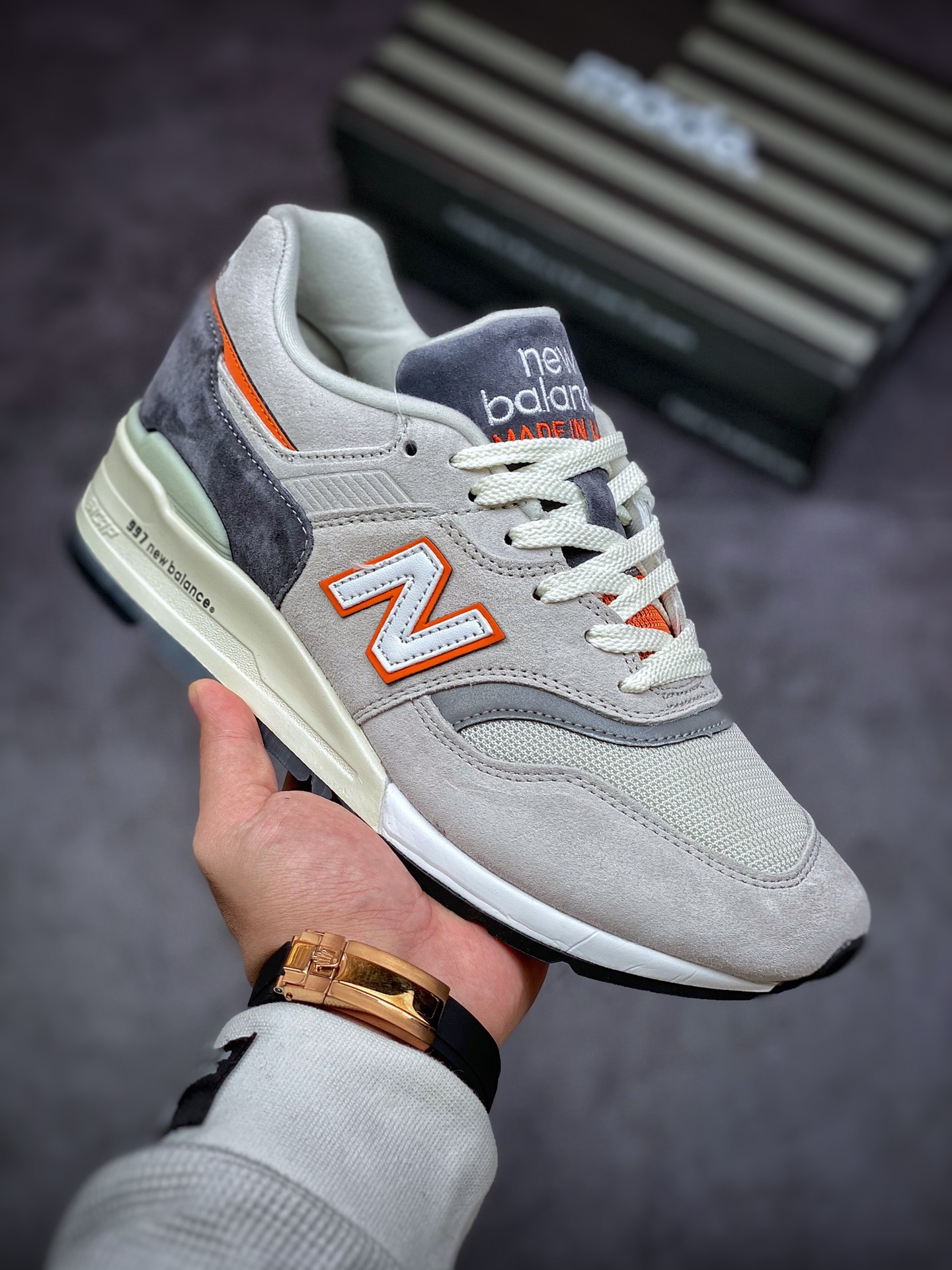 New Balance M997CSEA Retro Casual Running Shoes