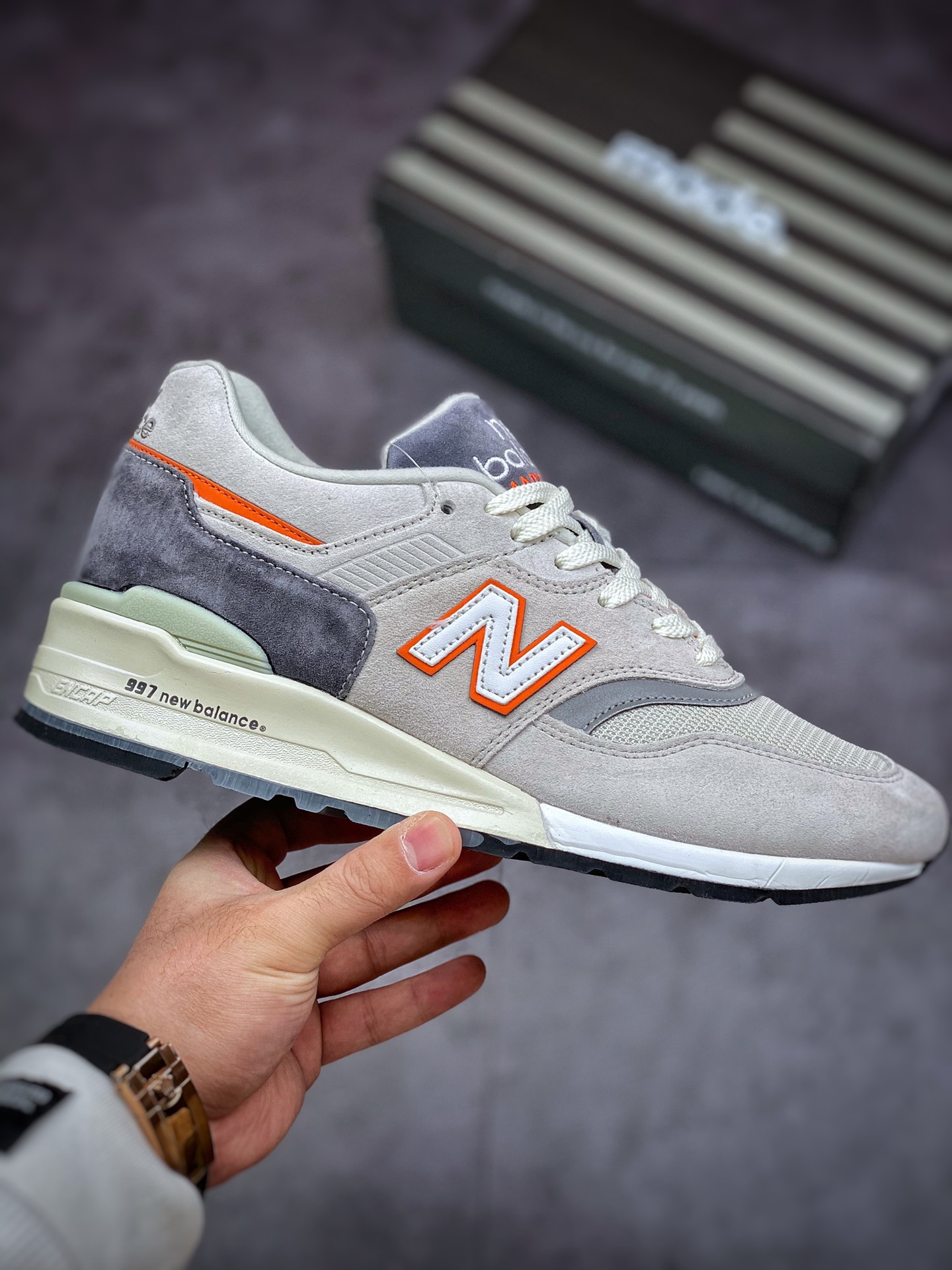 New Balance M997CSEA Retro Casual Running Shoes