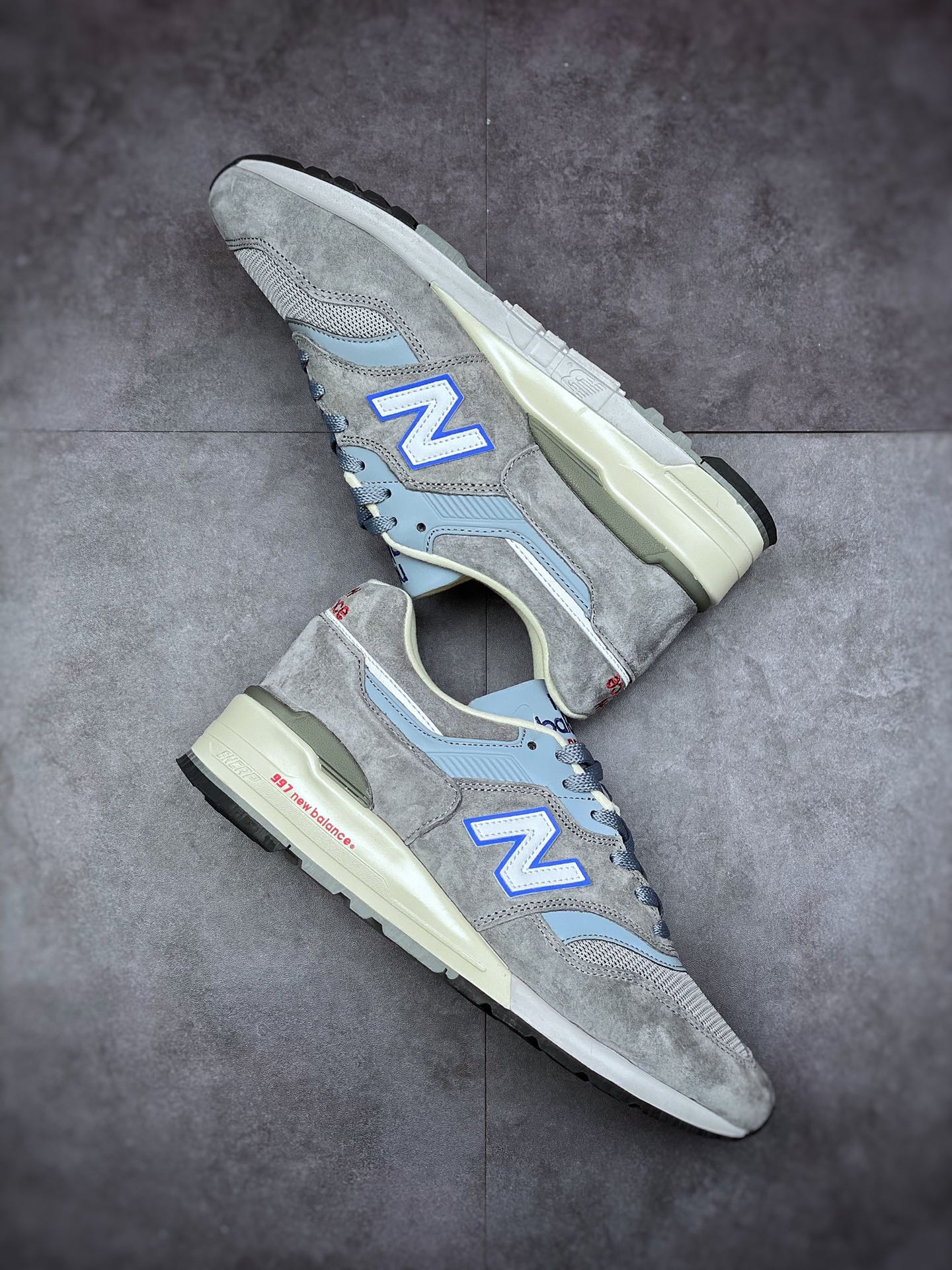 New Balance M997CNR Retro Casual Running Shoes