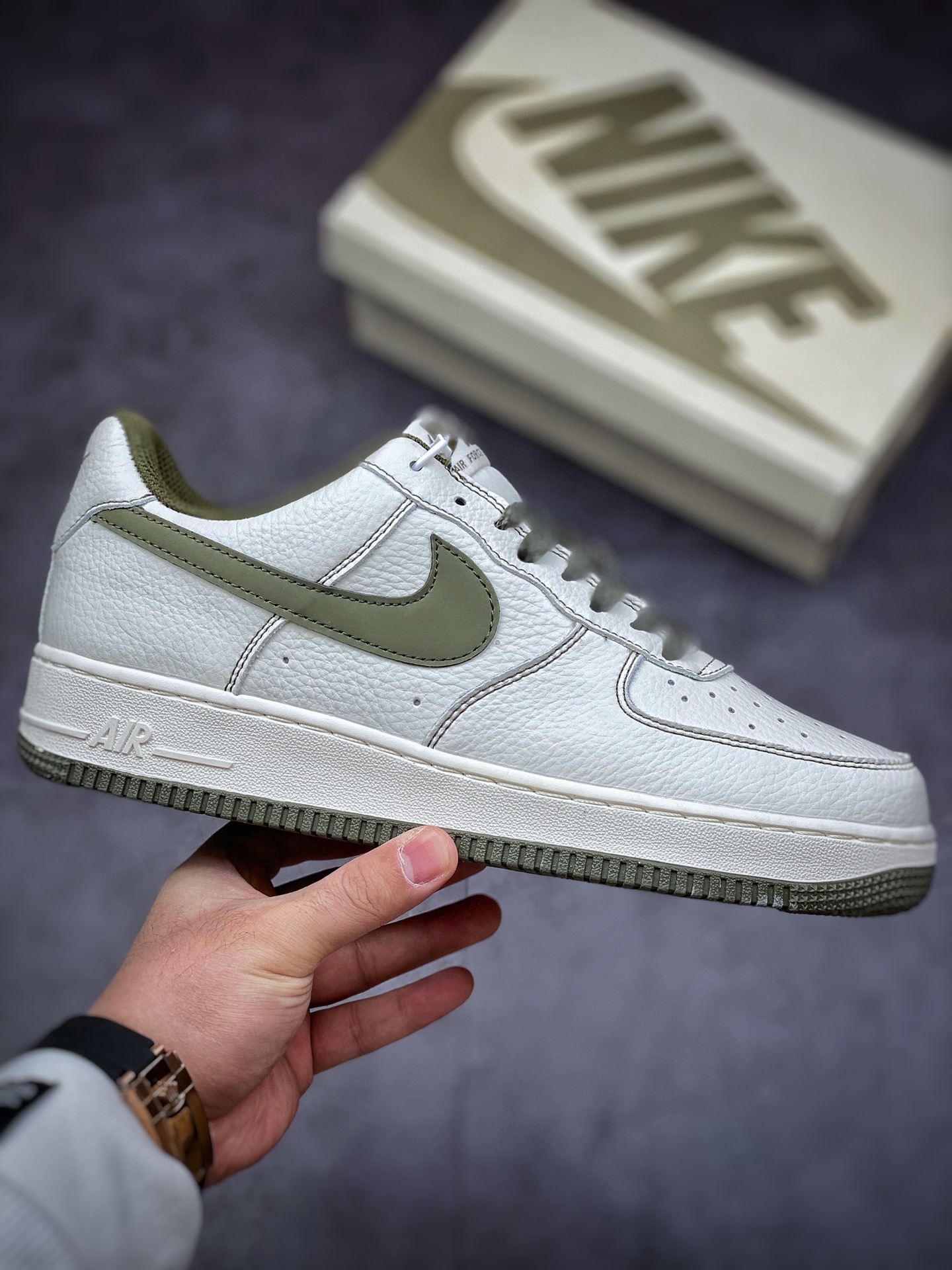 200 Nike Air Force 1 Low 07 白墨绿 CV1724-107