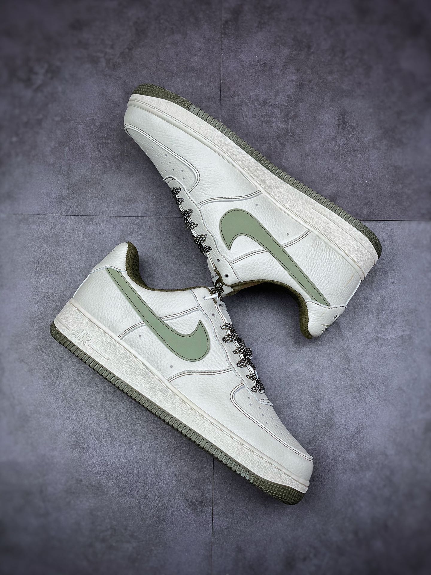 200 Nike Air Force 1 Low 07 白墨绿 CV1724-107