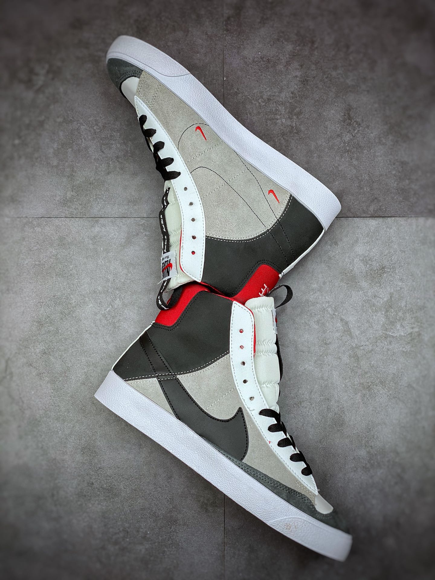 160 NIKE Blazer Mid 黑灰白 开拓者系列 DH8640-100