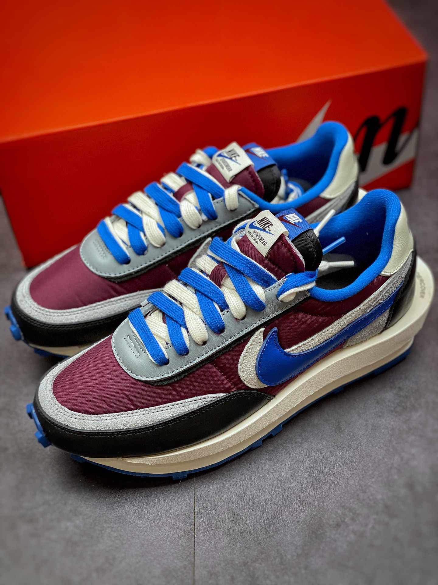 300 Sacai x NIKE LVD Waffle x Undercover 联名解构走秀款 DJ4877-600