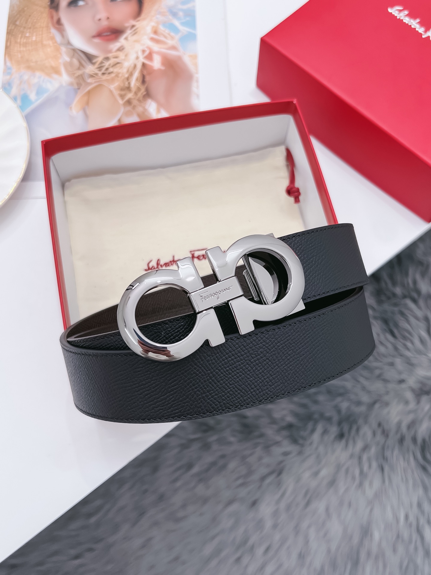 /220Ferragamo.菲拉格慕