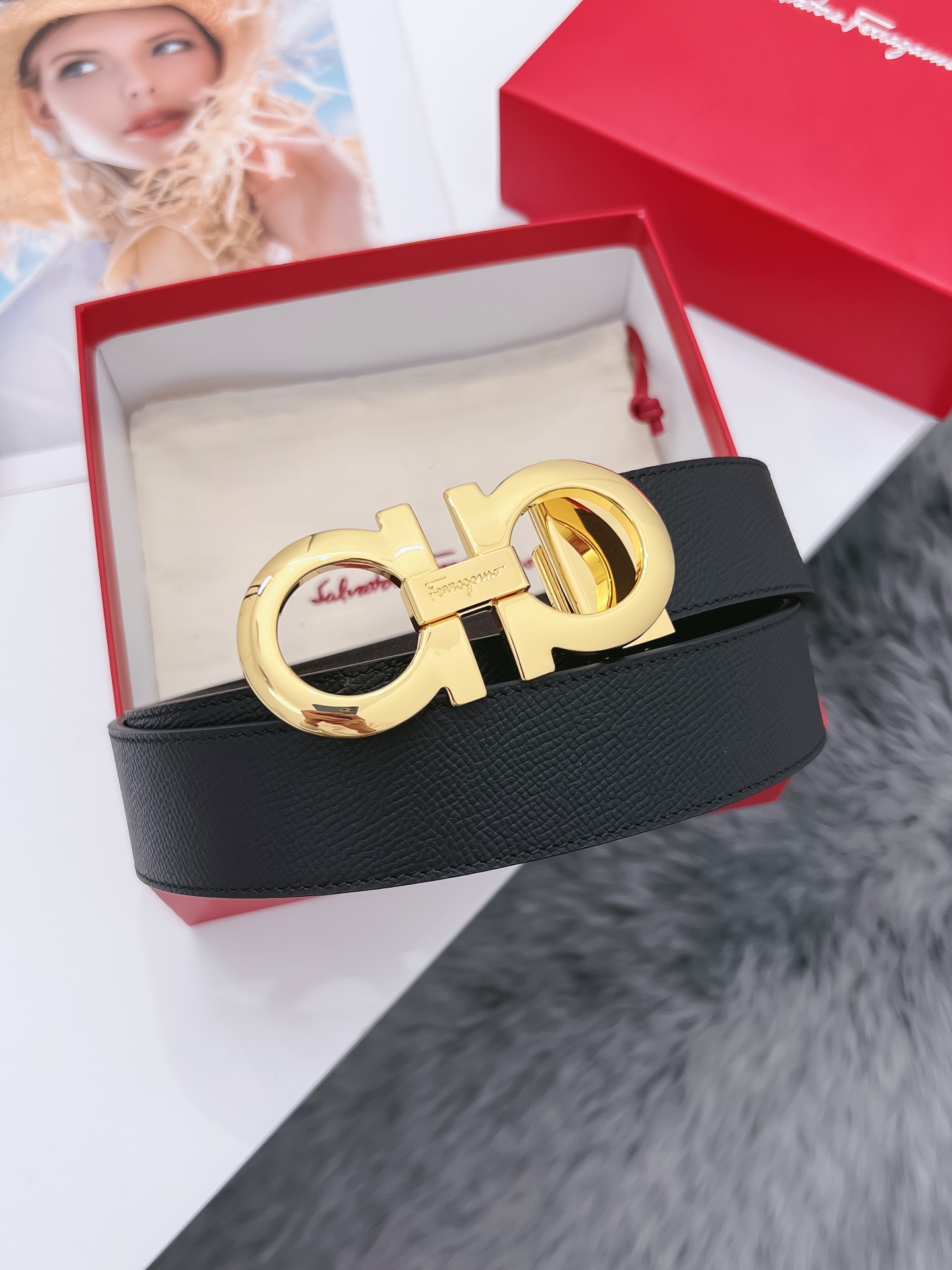 /220Ferragamo.菲拉格慕