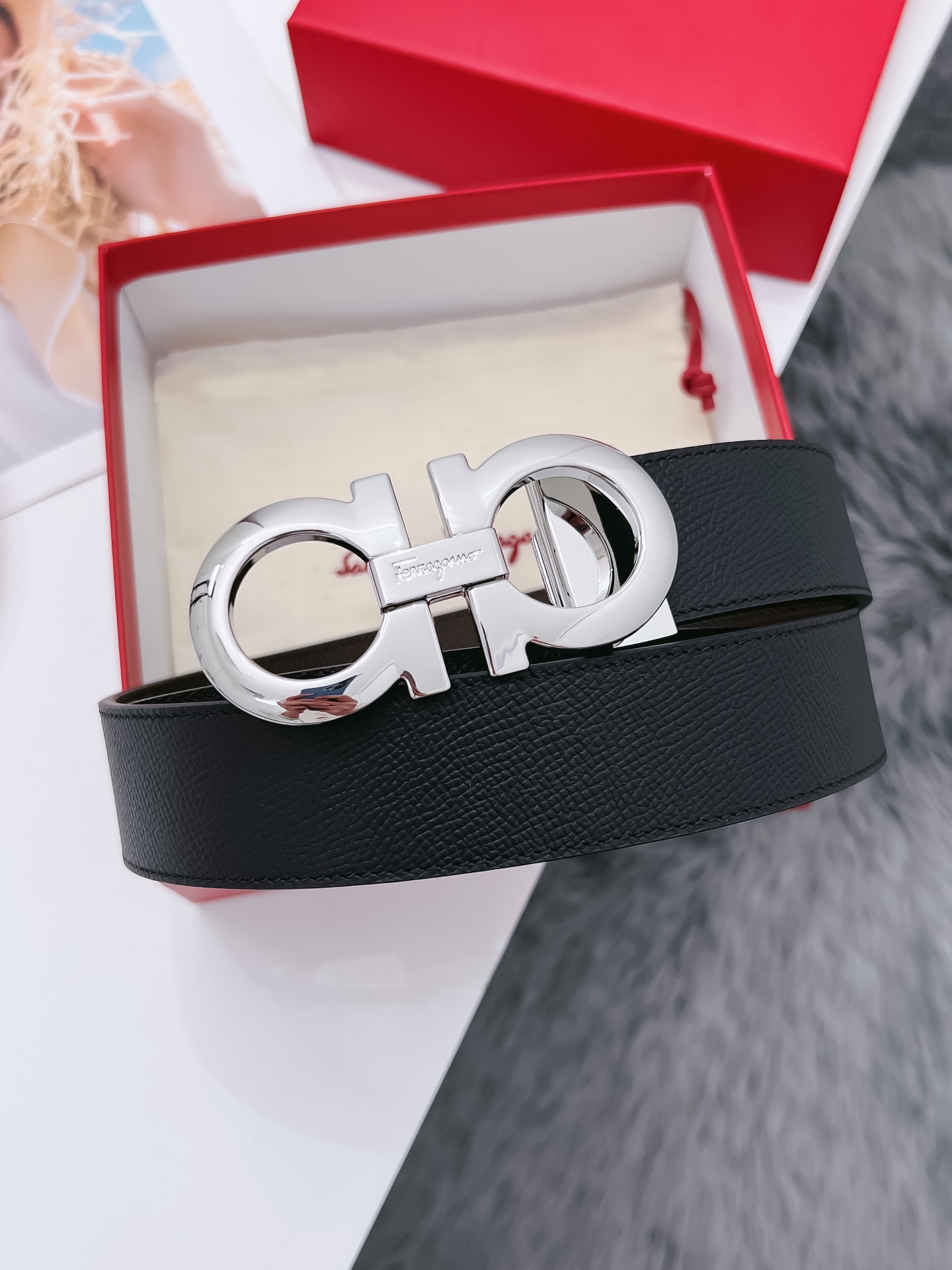 /220Ferragamo.菲拉格慕