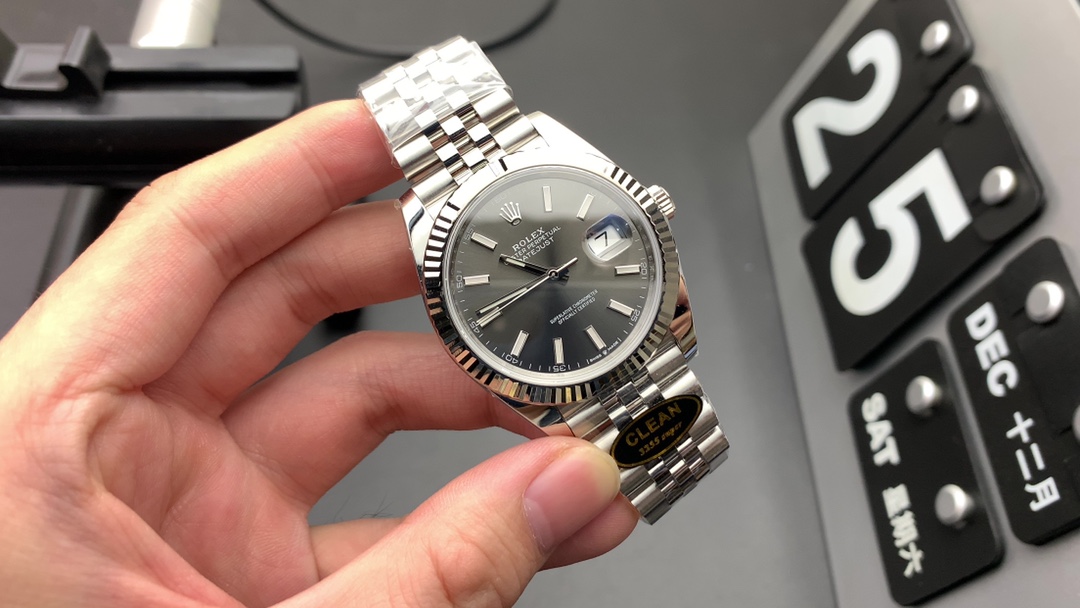 Rolex 3235灰日志