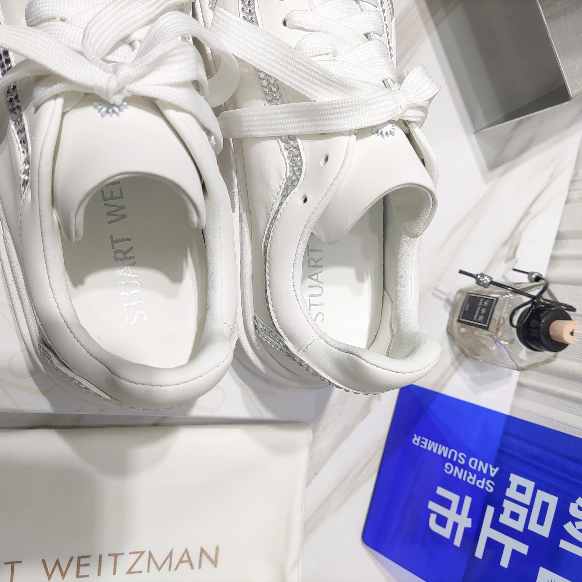独家首发STUARTWEITZMAN