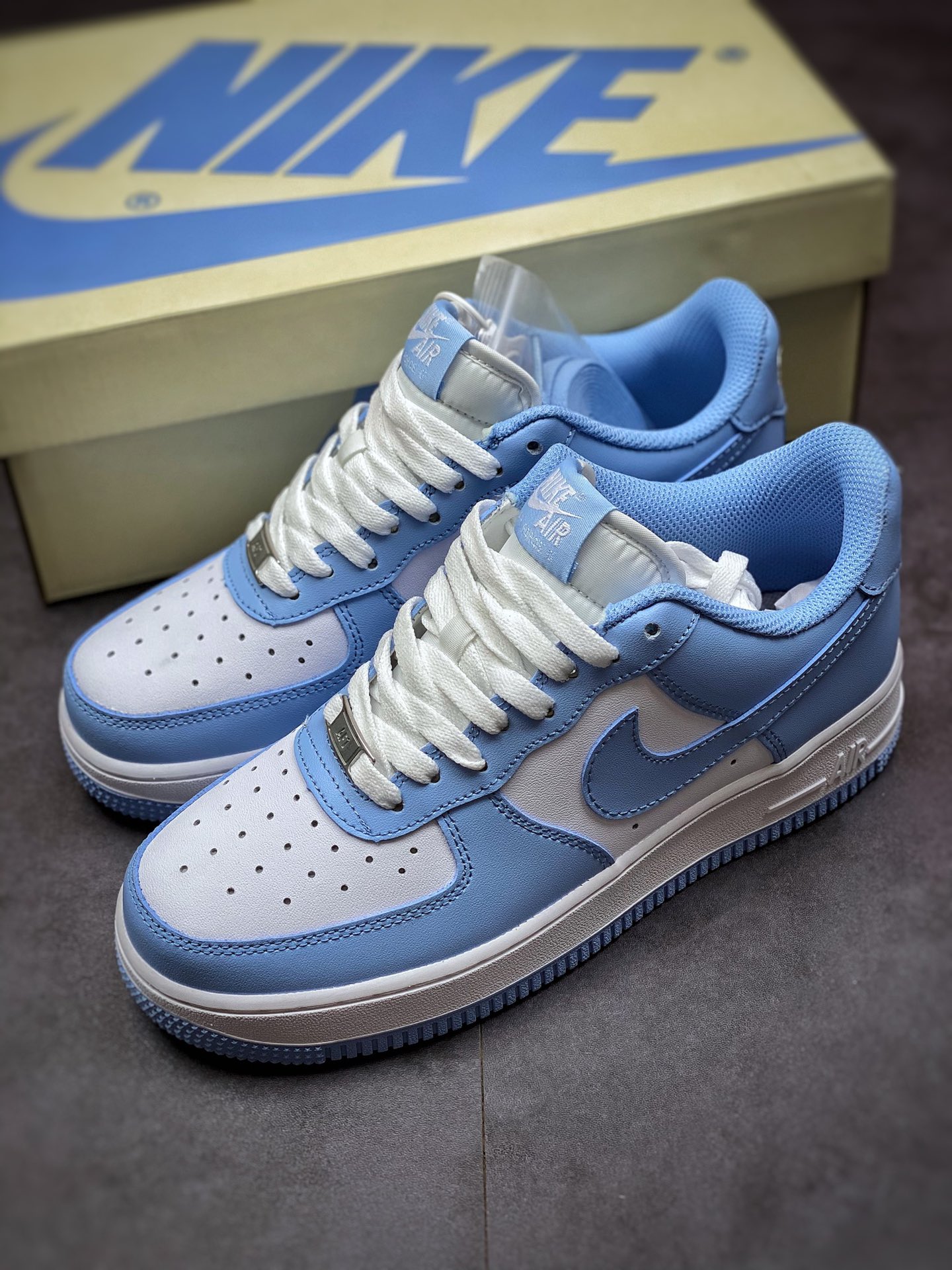 Nike Air Force 1 Low 07 Sky Blue Original Last Original Cardboard BS8871-103